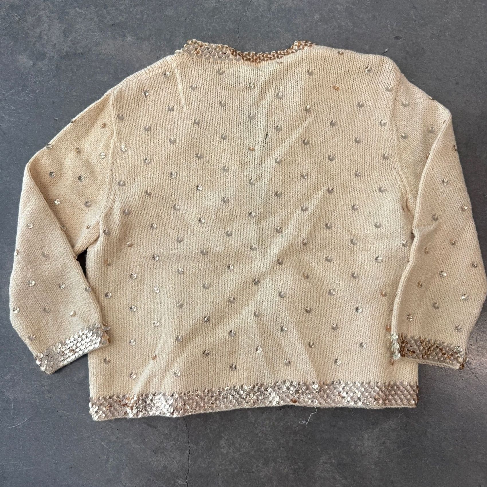 Thrasher VINTAGE Y2K 90's Beige Sequin Cardigan Sweater Japan Hand Knit Cream Small Womens Cardigan Size S / US 4 / IT 40 - 2 Thumbnail