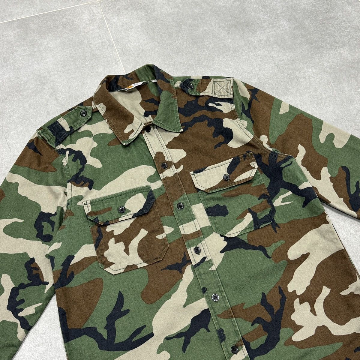 Carhartt Wip Carhartt WIP L/S Military Shirt Button Camouflage Men Size M Size US M / EU 48-50 / 2 - 10 Thumbnail