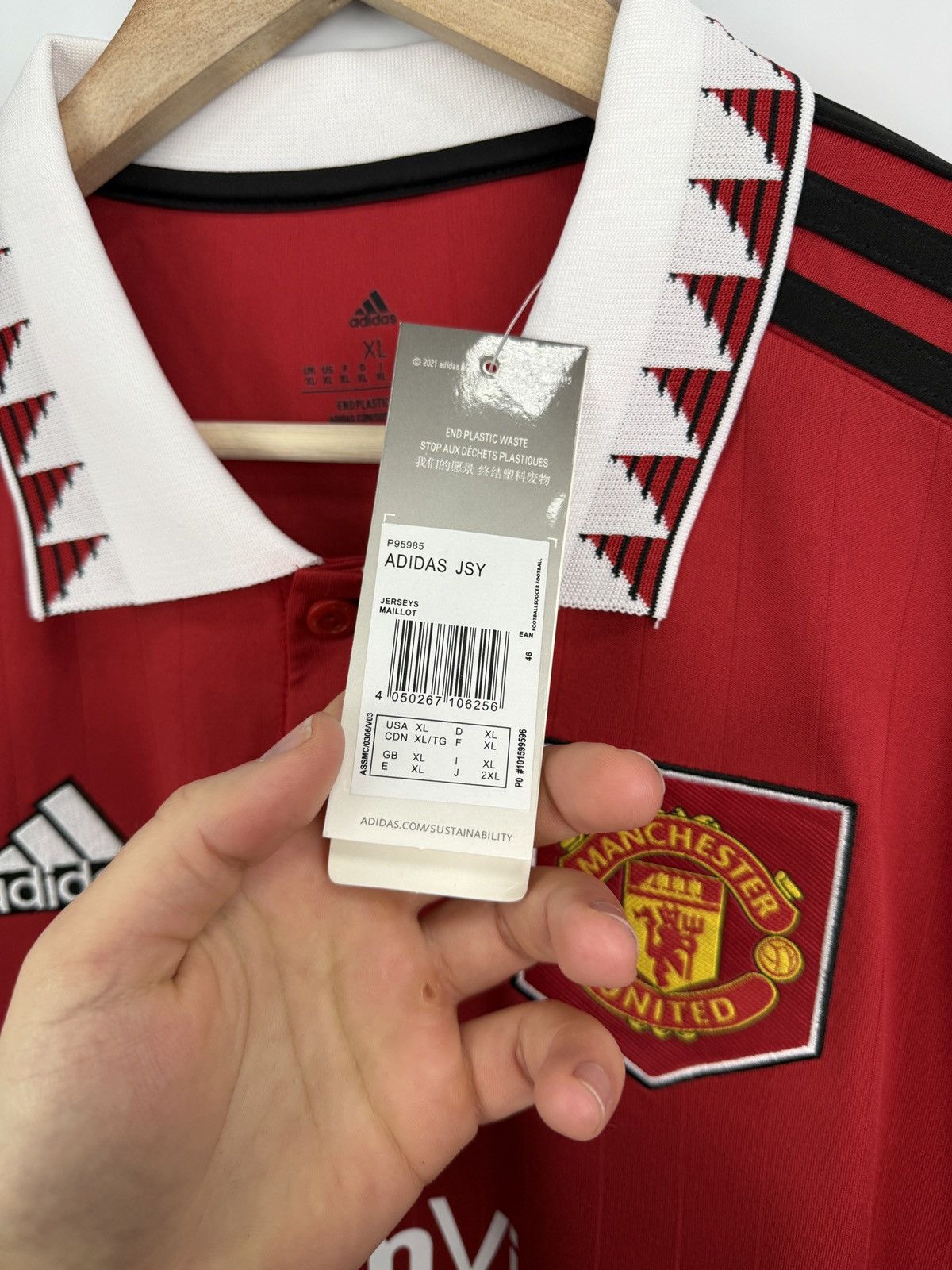 Adidas Y2K 2022 Adidas MANCHESTER UNITED Soccer Jersey Blokecore Size US XL / EU 56 / 4 - 5 Thumbnail