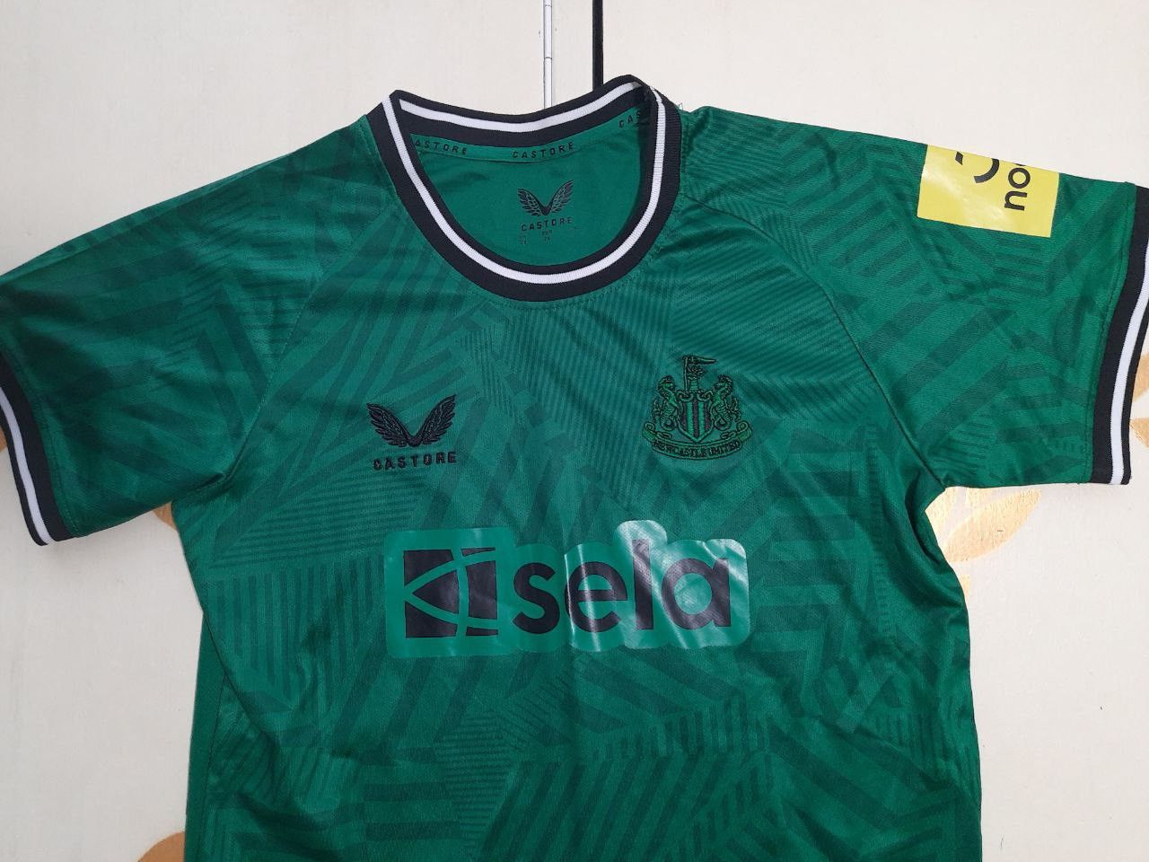 Other Gastore Newcastle united jersey 2023-2024 size 28 Size US S / EU 44-46 / 1 - 3 Thumbnail