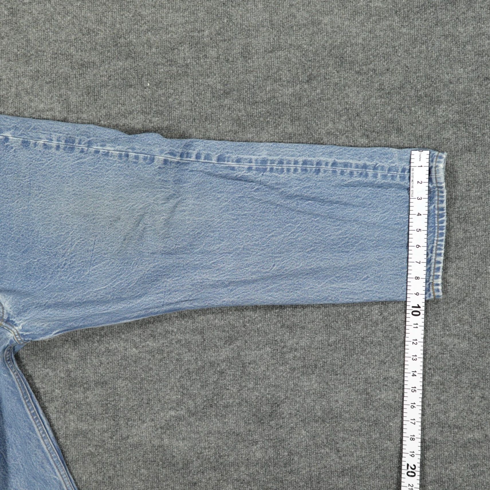Levi's VINTAGE Levi's 501 Jeans Mens 42x27 Blue Original Fit Straight Button Fly Size US 42 / EU 58 - 6 Thumbnail