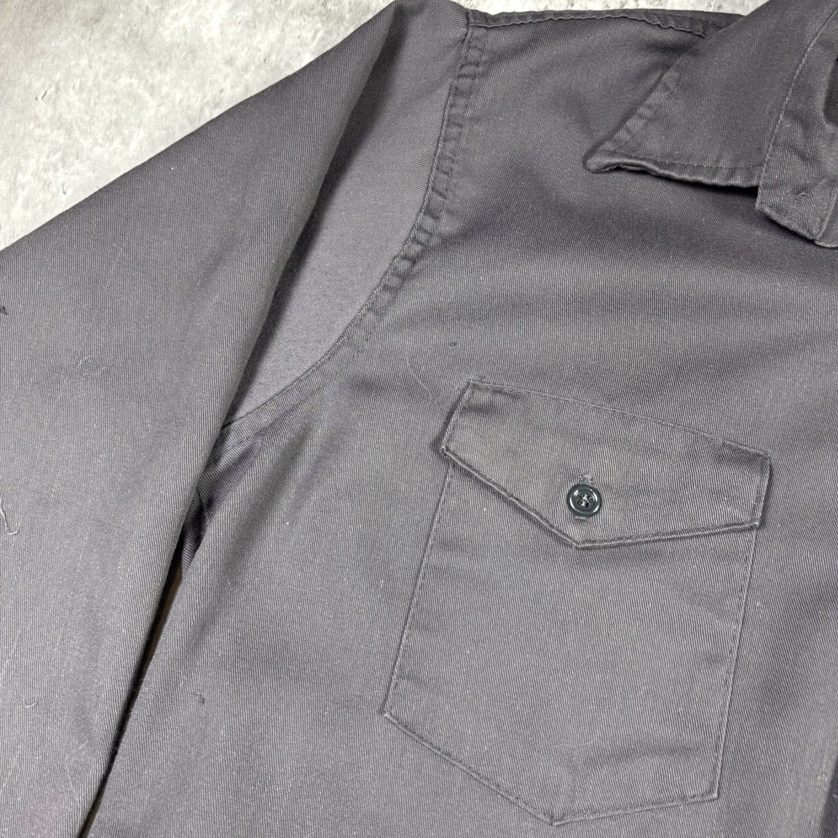 Vintage VINTAGE Gray Button-Down Workwear Cotton Shirt Mens L 16 60s Twill Pockets Long Sleeve Size US L / EU 52-54 / 3 - 7 Thumbnail
