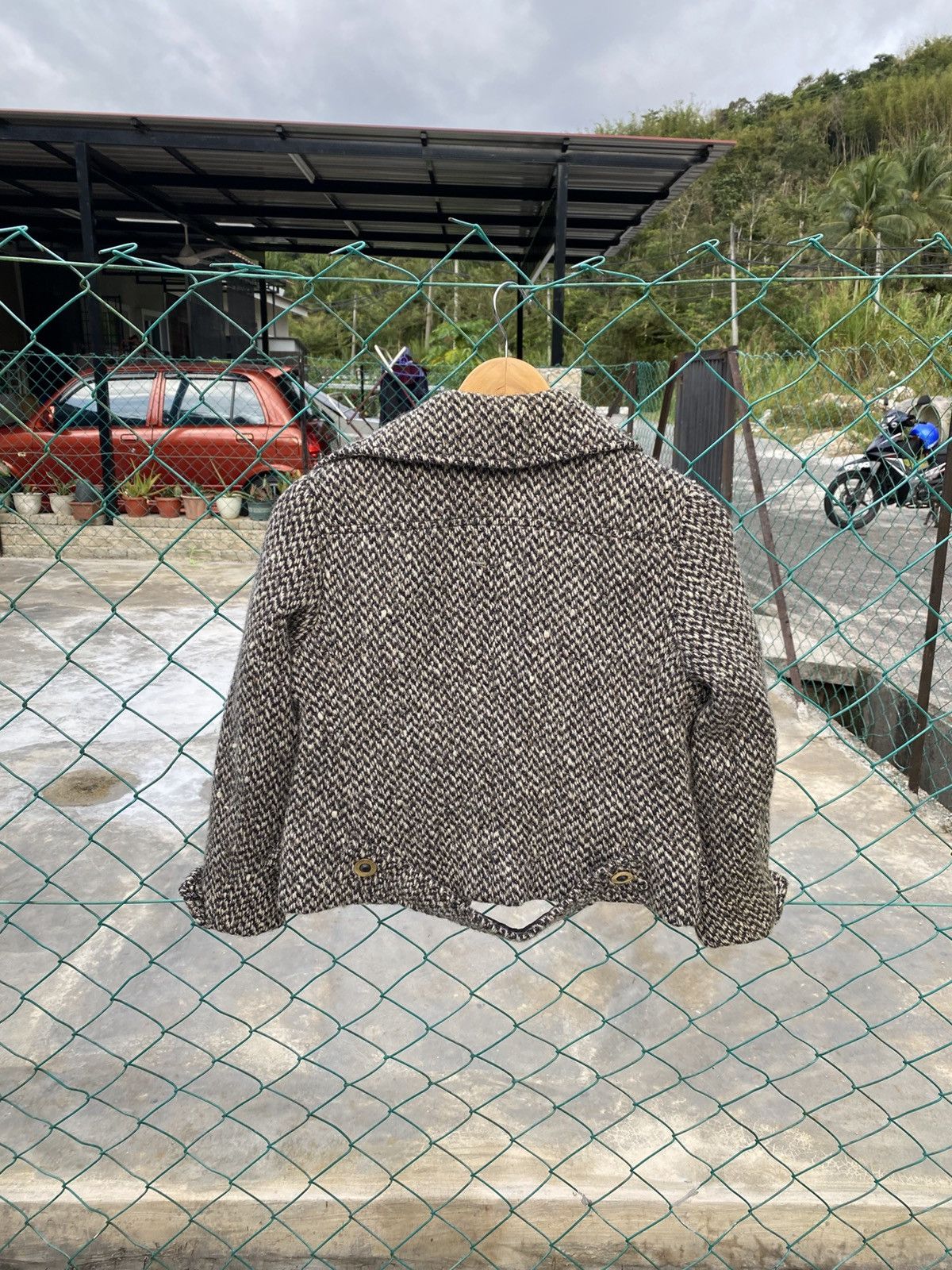Pierre Balmain × Vintage Vintage Pierre Balmain knit wool cropped jacket Size XS / US 0-2 / IT 36-38 - 2 Thumbnail