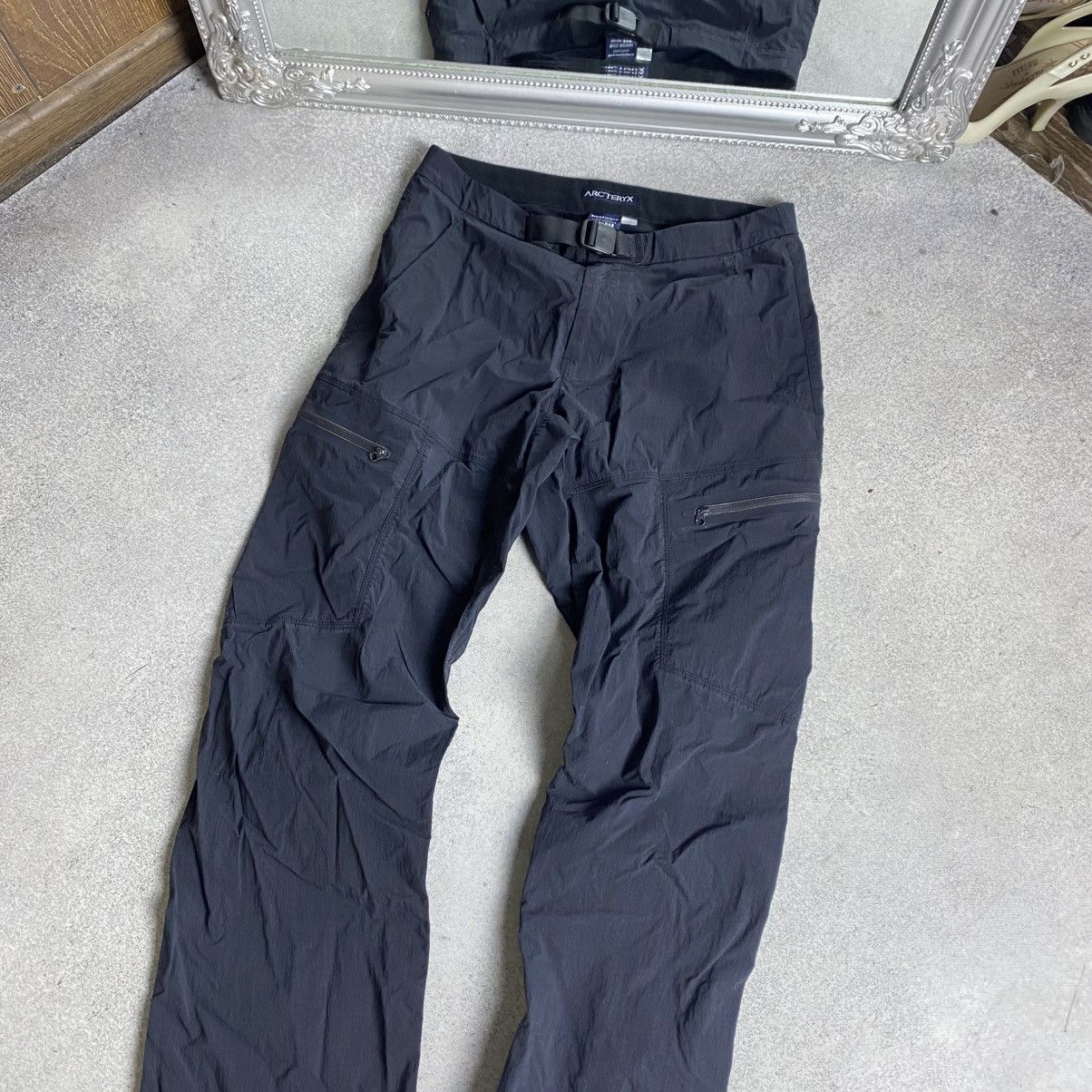 Arc'teryx ARCTERYX Pants Cargo Hiking Trekking Size US 30 / EU 46 - 2 Thumbnail