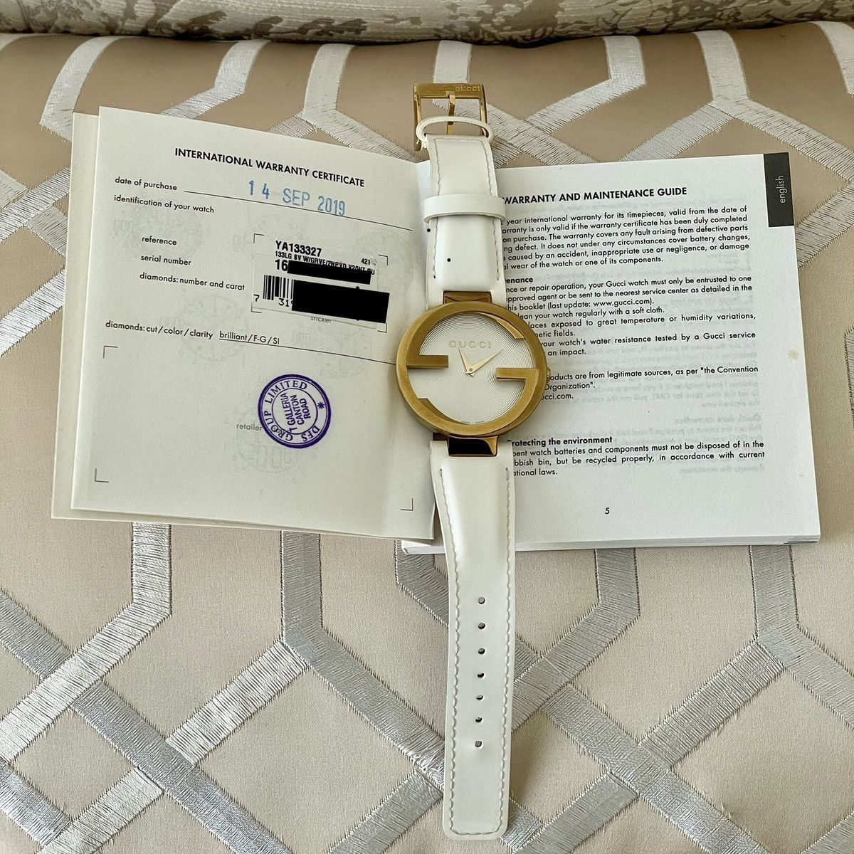 Gucci Gucci White Leather Strap Brushed Gold GG Interlocking Watch Size ONE SIZE - 5 Thumbnail