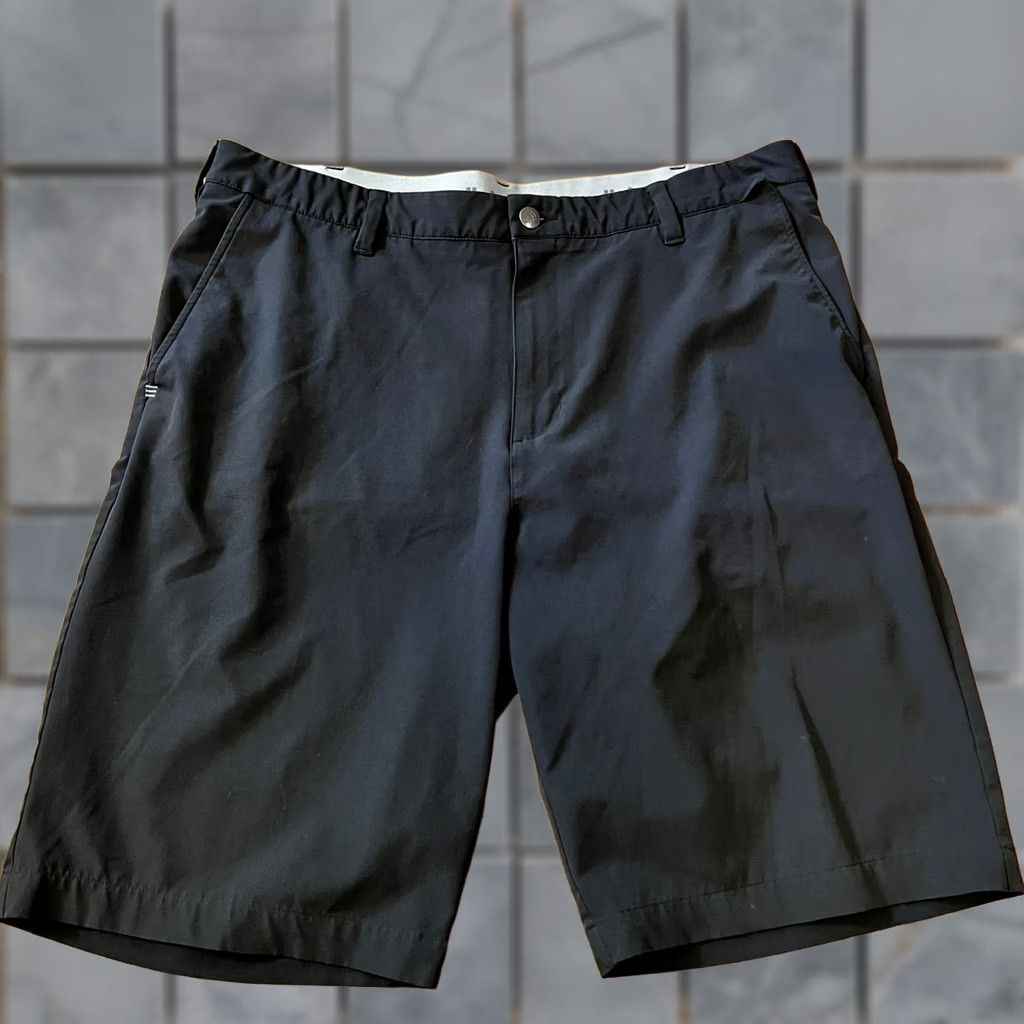 Adidas Adidas Shorts Mens 36 Performance Golf Black Regular Chino Men Mens 36 Black Golf Performance Shorts Size US 36 / EU 52 - 1 Thumbnail