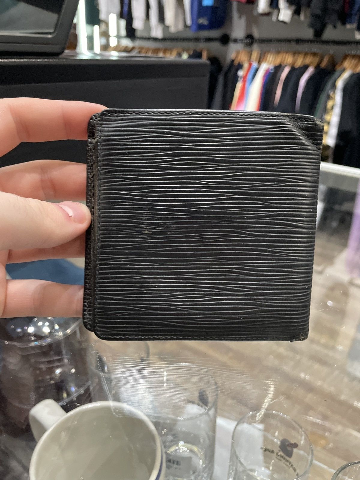 Louis Vuitton Louis Vuitton Epi Bi- Fold Wallet Size ONE SIZE - 4 Thumbnail