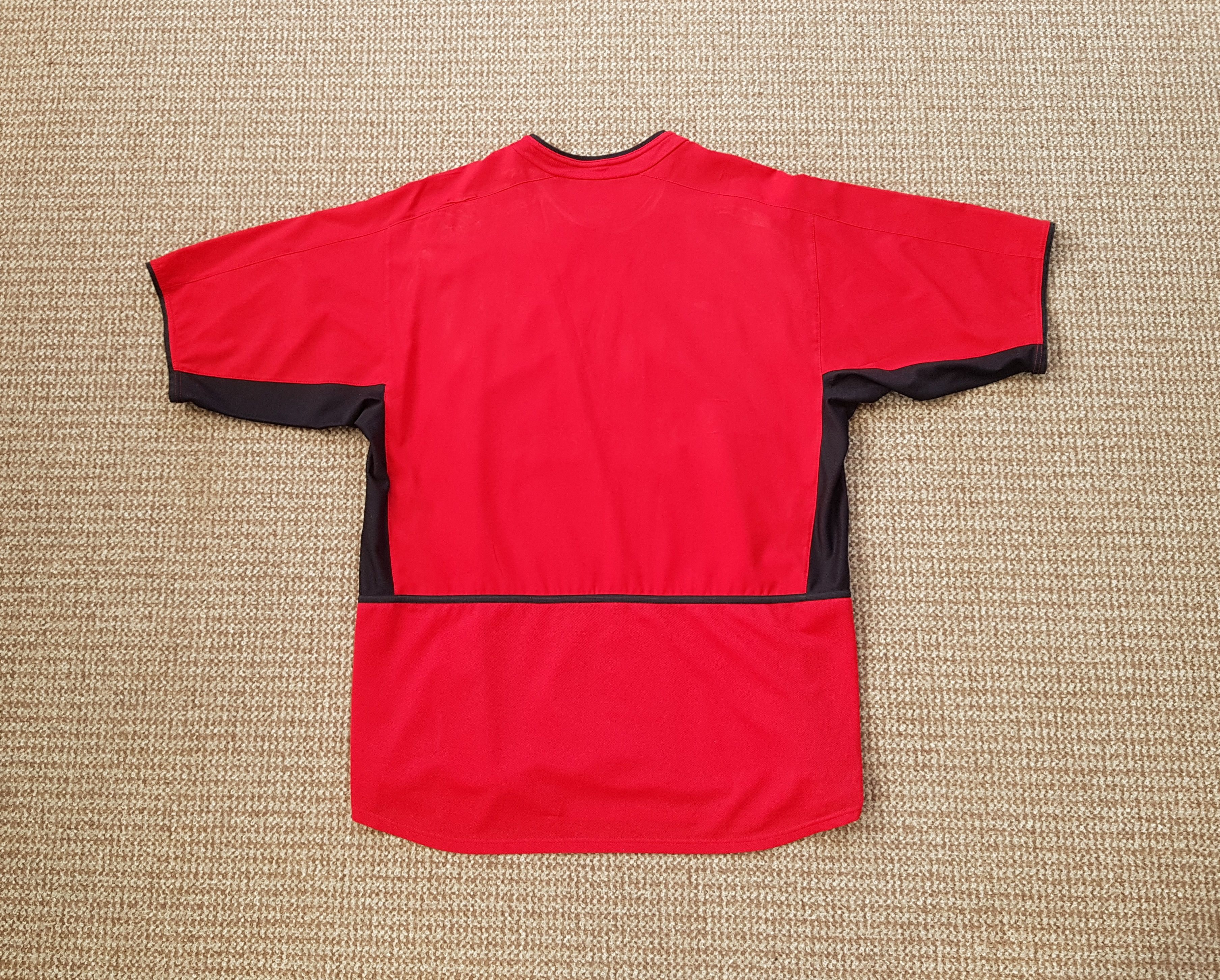Nike MANCHESTER UNITED 2002 2004 NIKE HOME JERSEY SOCCER VODAFONE Size US XL / EU 56 / 4 - 9 Thumbnail