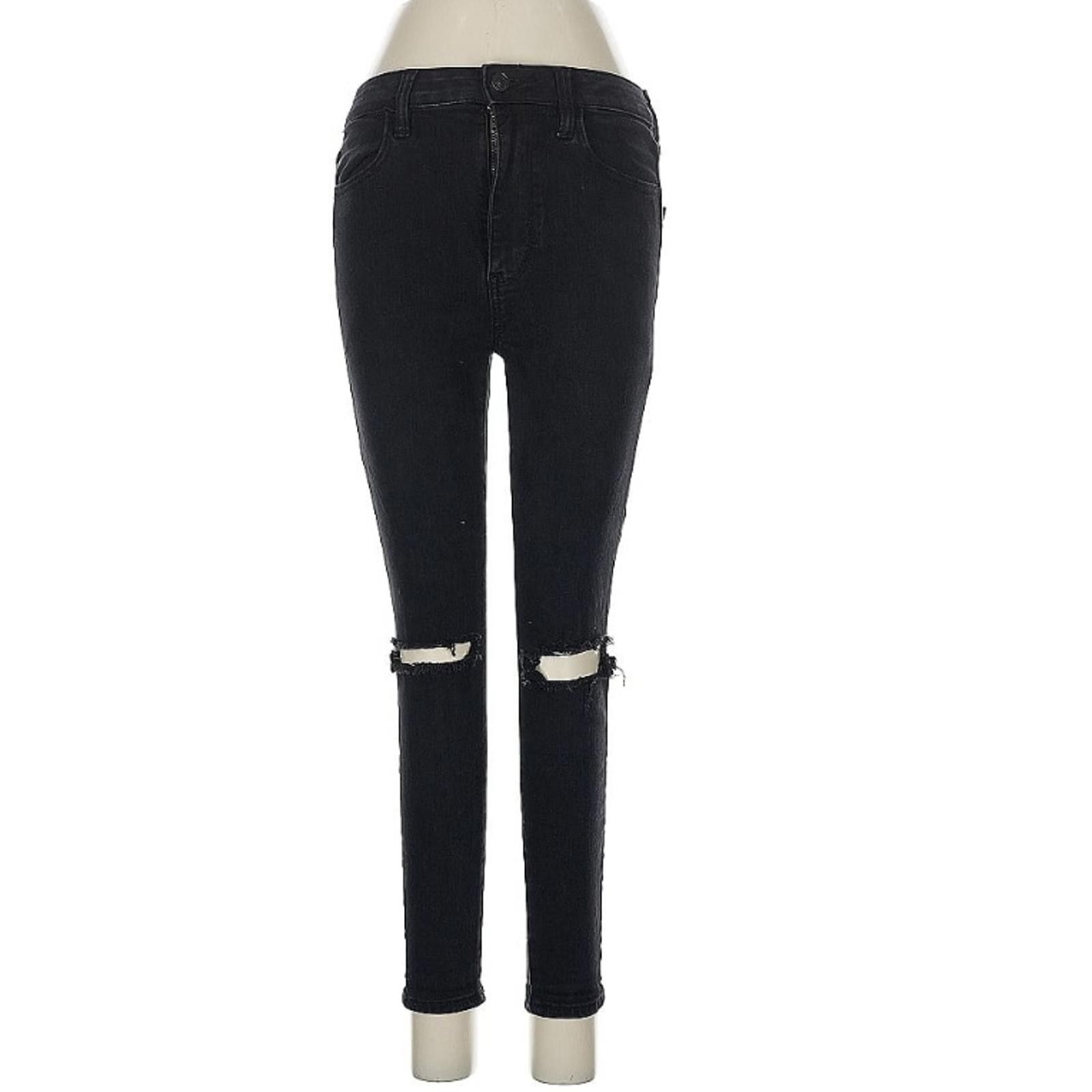 American Eagle Outfitters American Eagle Outfitters Black Skinny Leg Cut Jeans Size 6 Size 28" / US 6 / IT 42 - 1 Thumbnail