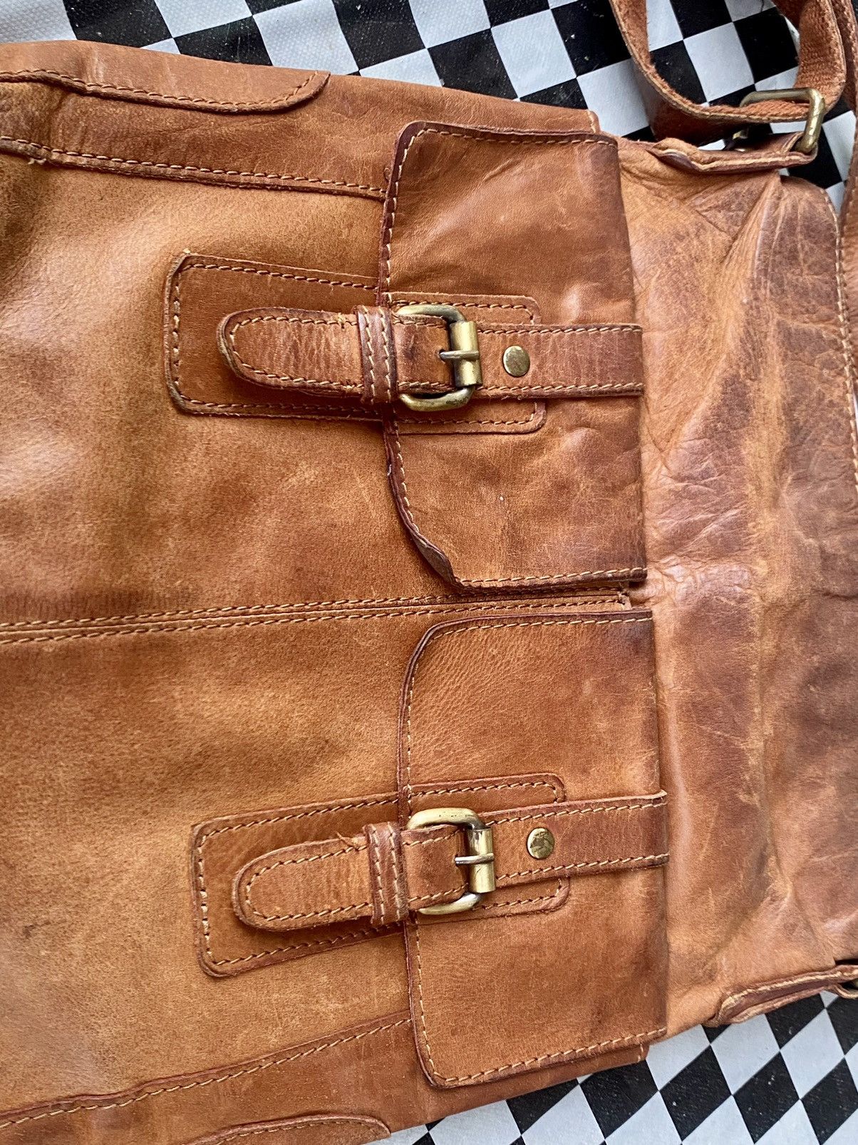 Leather × Vintage Vintage Leather Crossbody bag Oran Leather Australia Size ONE SIZE - 22 Thumbnail