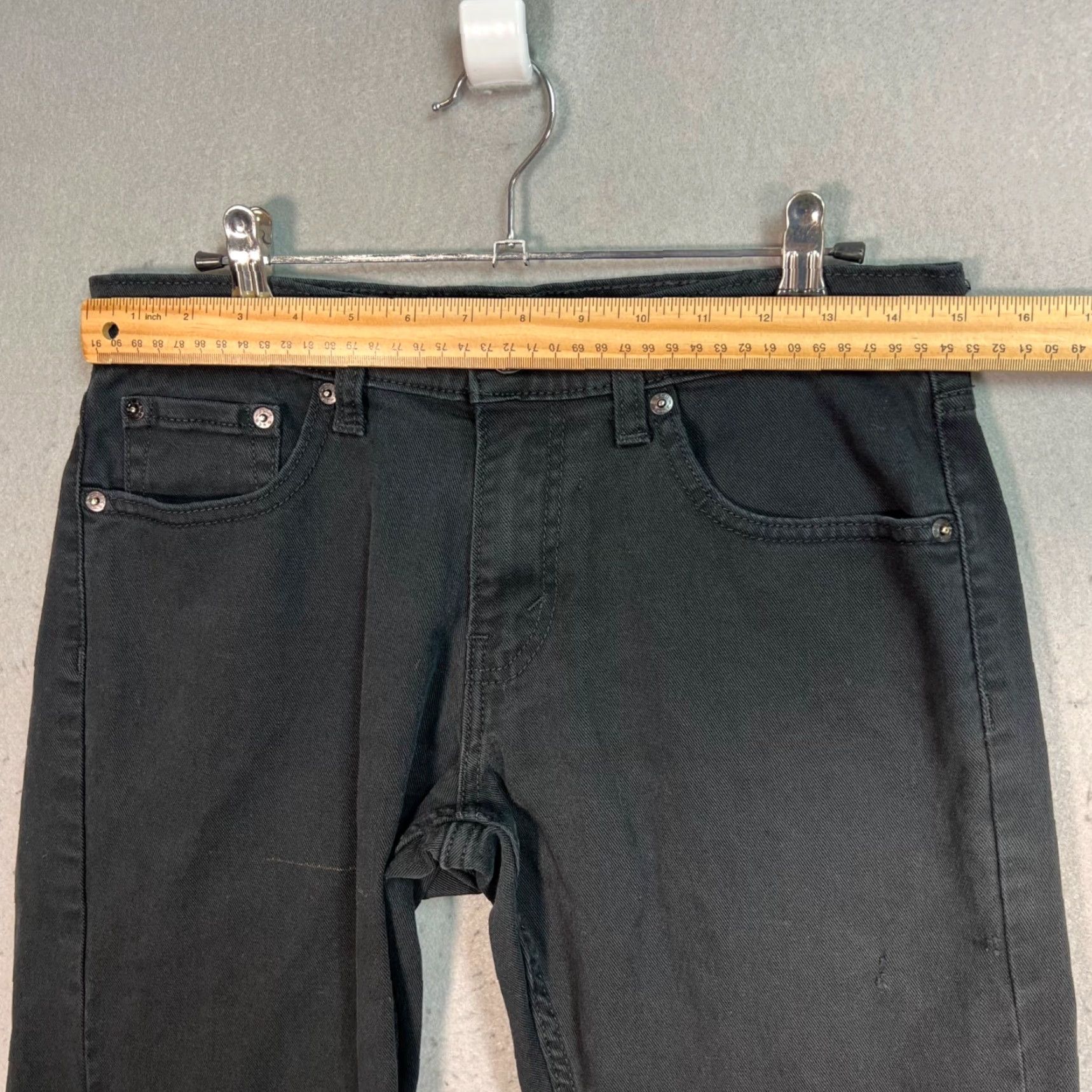 Levi's VINTAGE Levi's Jeans Men 29 x 32 Relaxed Fit Signature Gold Distressed Hem / Black Denim 5-Pocket Straight Fit Mens Size US 29 - 7 Thumbnail