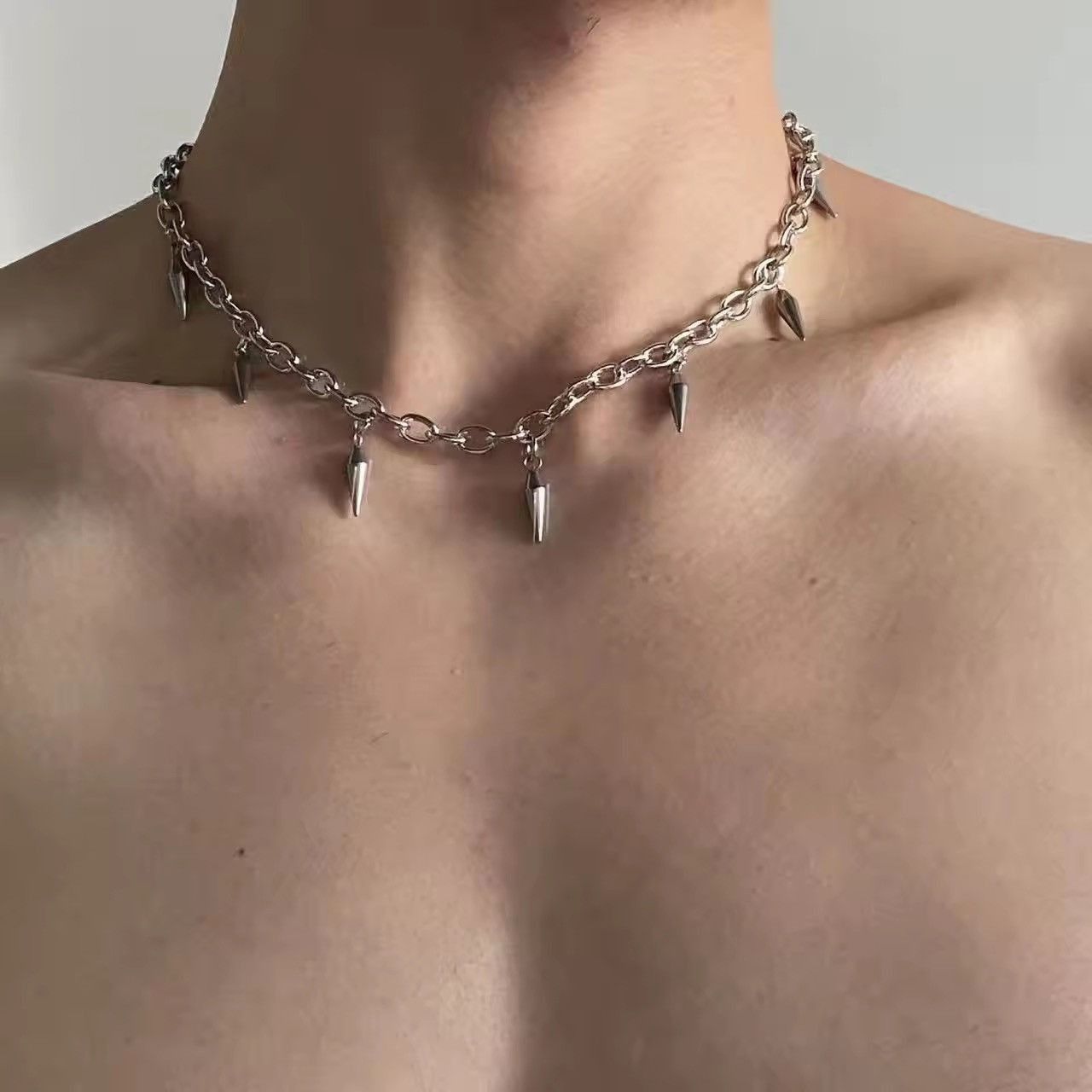 Jewelry Spiked Chain Link Necklace Size ONE SIZE - 2 Thumbnail
