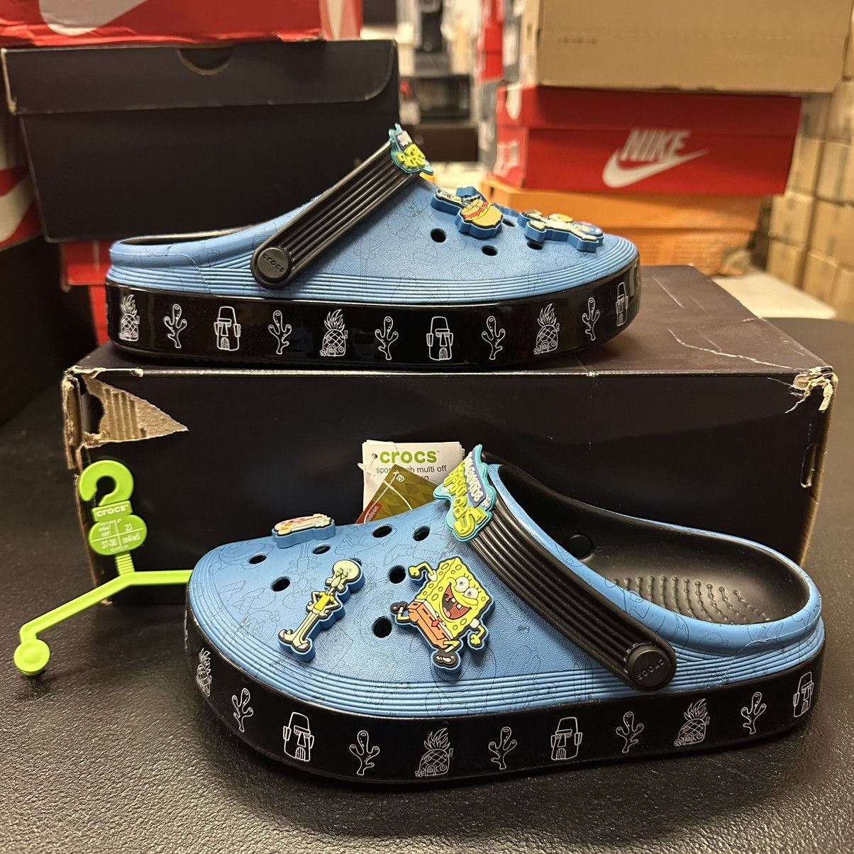 Crocs SpongeBob SquarePants Clog Bikini Bottom 209825-001