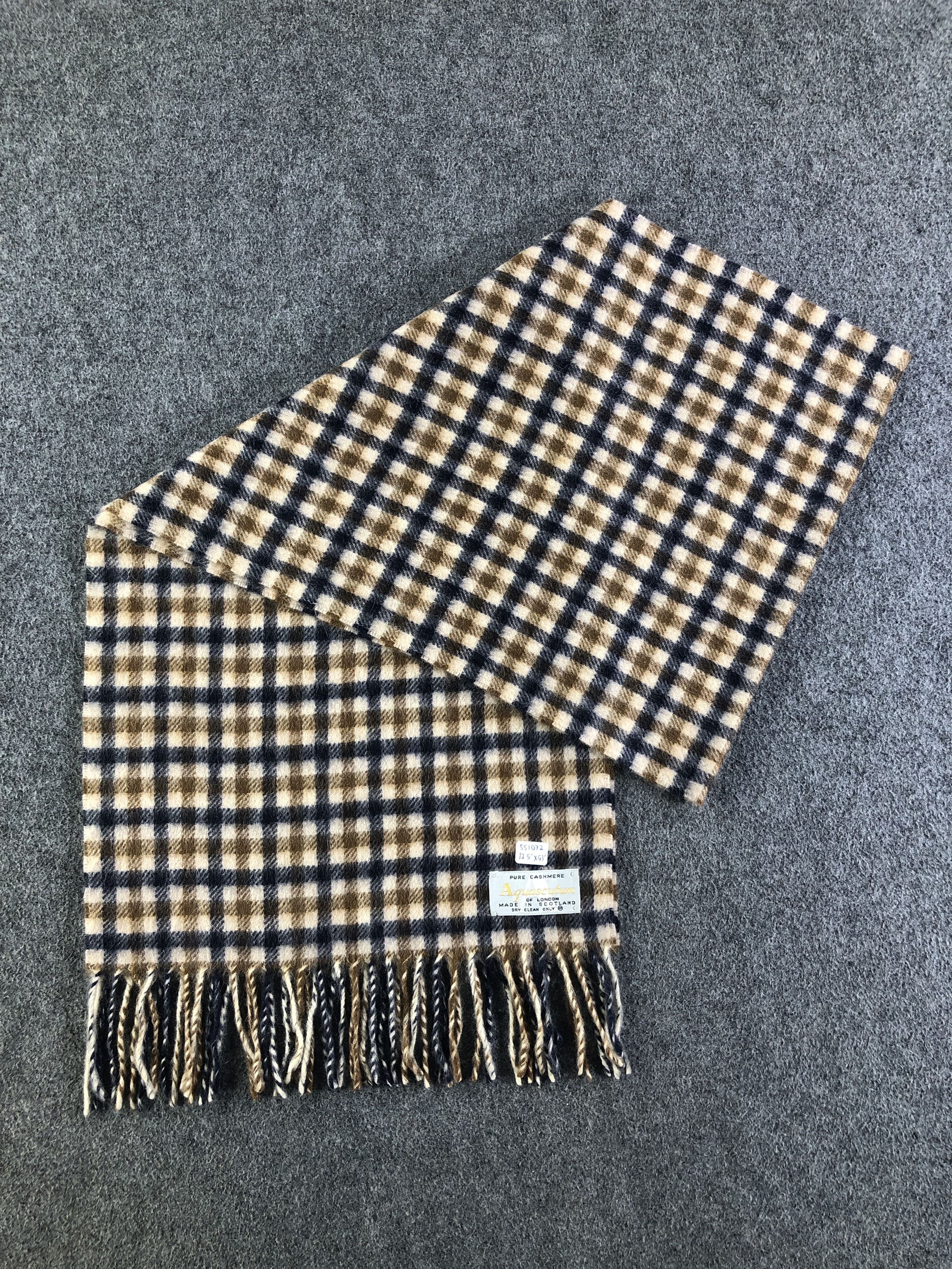 Aquascutum Aquasqutum Scarf / Muffler / Neckwear Size ONE SIZE - 5 Thumbnail