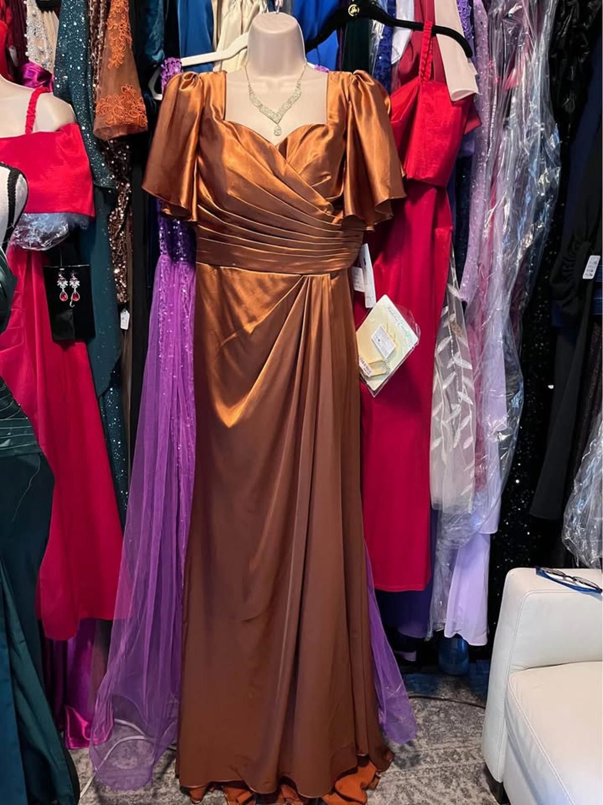 Other Dark gold/ copper colored Sz 10 satin gown Size XL / US 12-14 / IT 48-50 - 1 Thumbnail