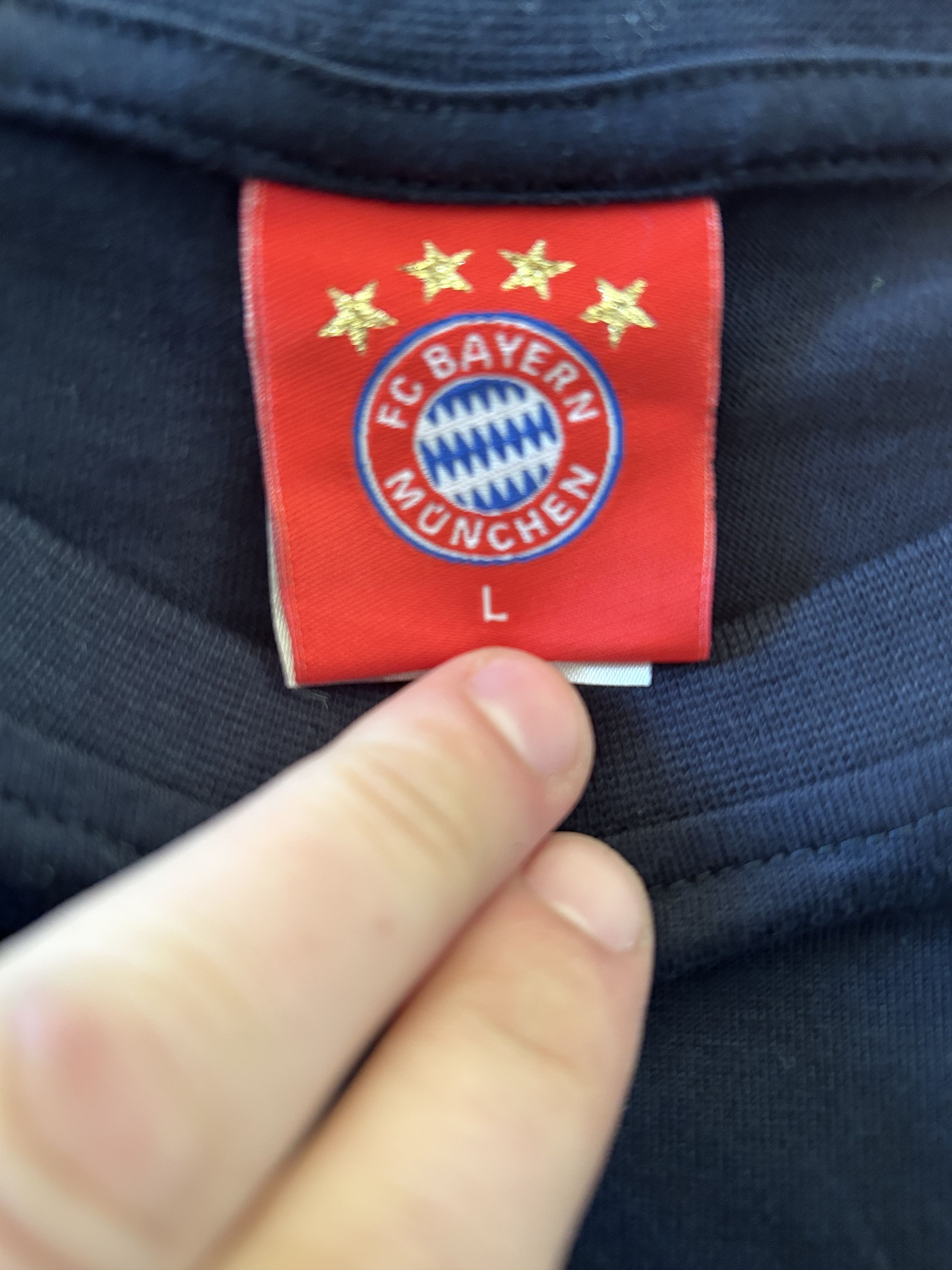 Other T - Shirt - BAYERN MUNICH FC - M - NEW with tags Size US L / EU 52-54 / 3 - 3 Thumbnail