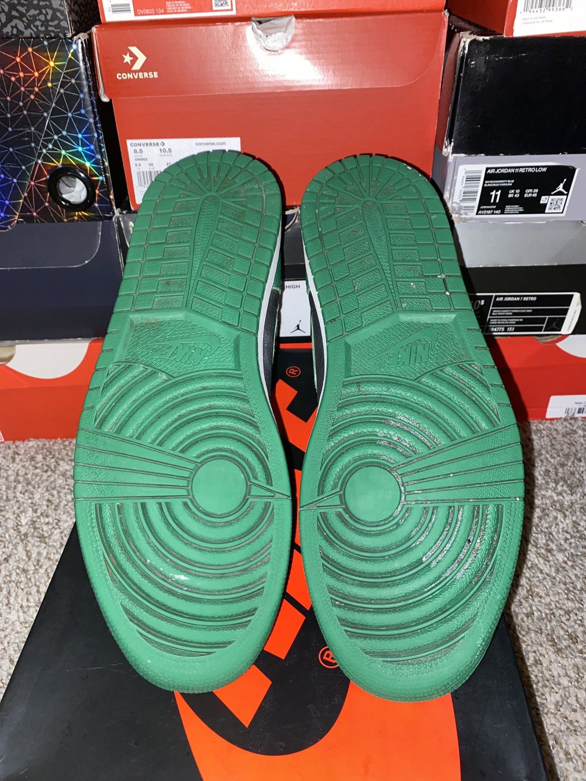 Jordan Brand × Nike Air Jordan 1 Retro High OG ‘Pine Green 2.0’ Size US 10.5 / EU 43-44 - 5 Thumbnail