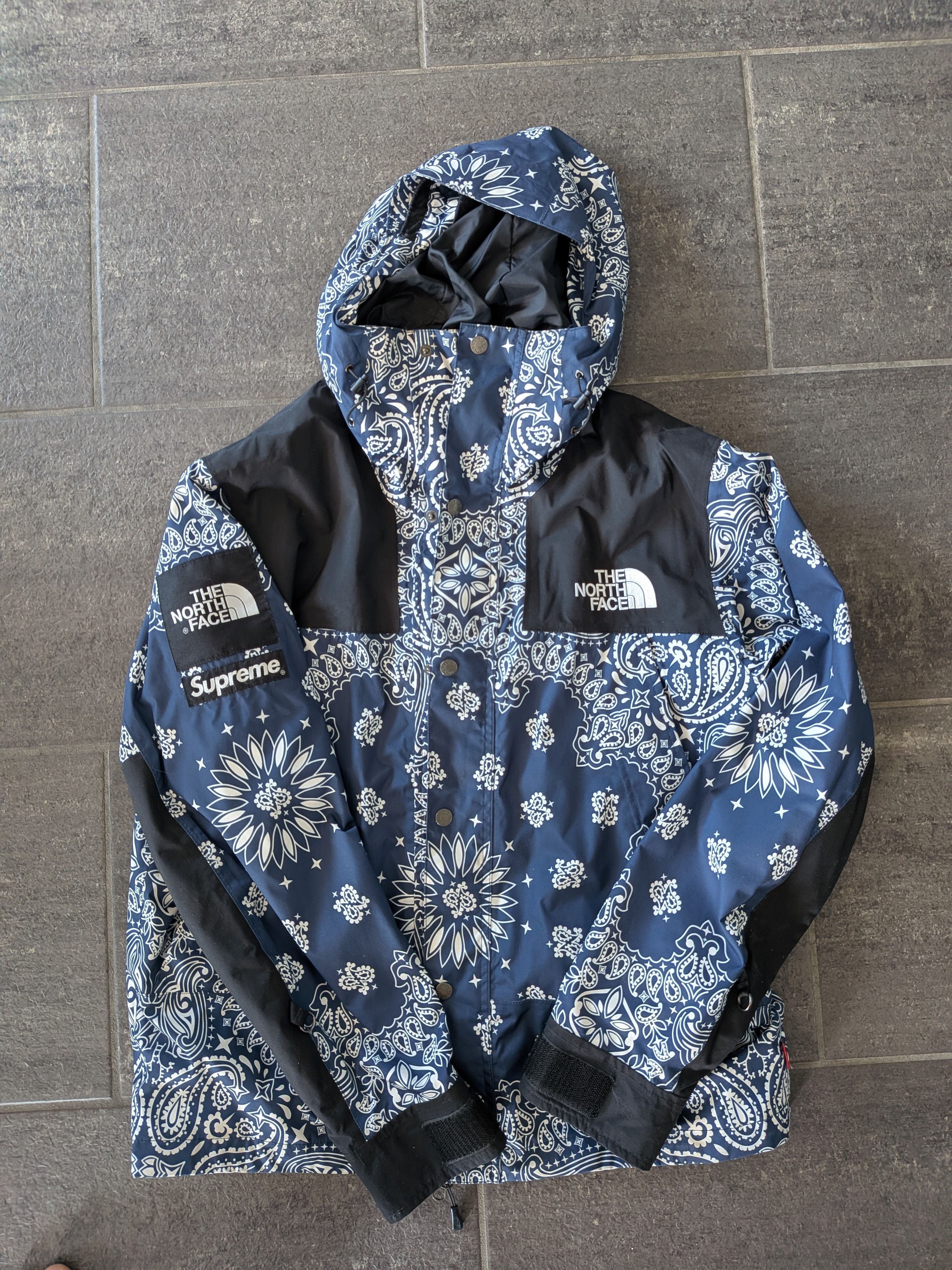 Supreme × The North Face Supreme The North Face Bandana Mountain