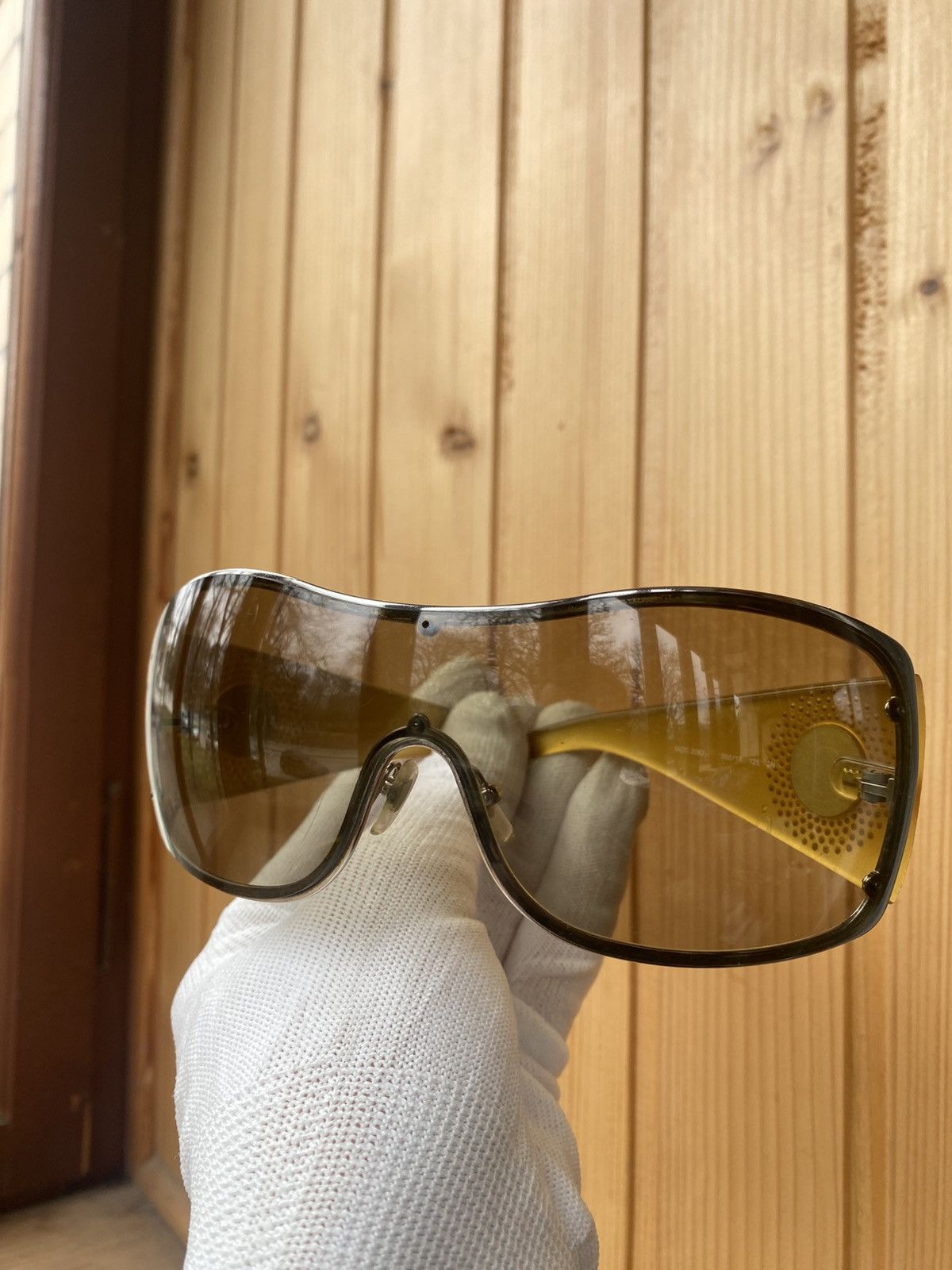 Versace × Vintage Versace luxury Mask wmns sunglasses Size ONE SIZE - 1 Thumbnail