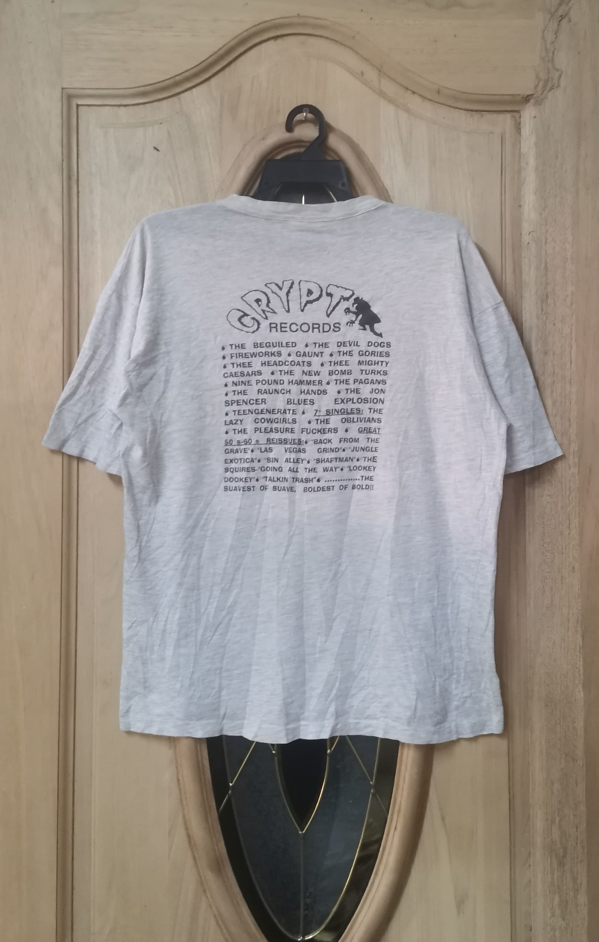 Vintage Vintage CRYPT RECORD T-shirt Size US L / EU 52-54 / 3 - 3 Thumbnail