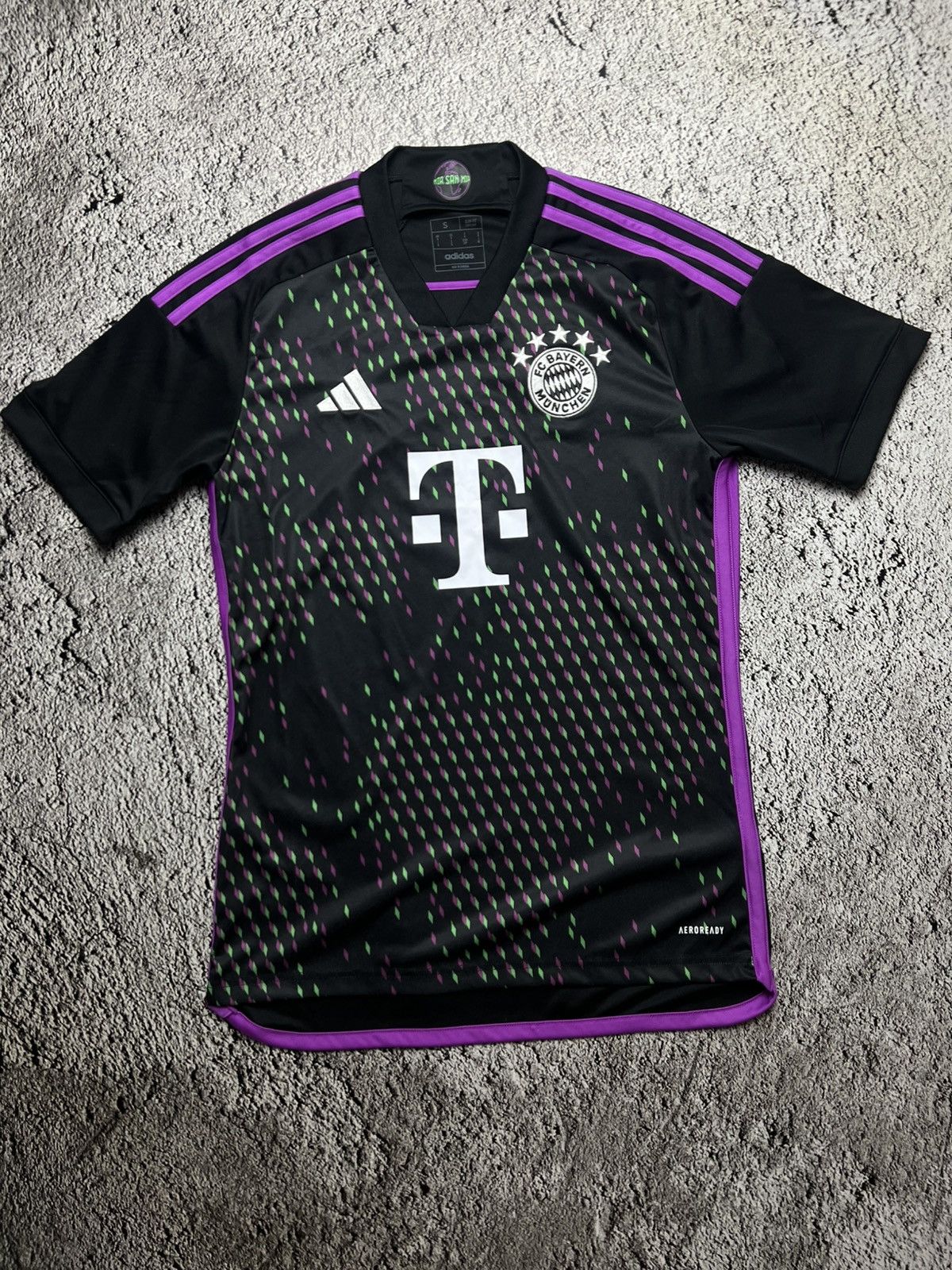 Adidas 2023 - 2024 Bayern Munchen Munich adidas jersey Size US S / EU 44-46 / 1 - 1 Thumbnail