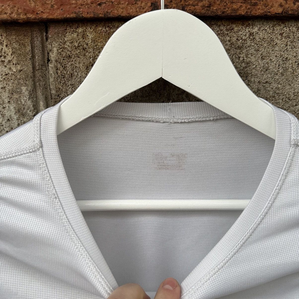 Y/Project VTG Nike Dry Fit Long-sleeve T-shirts Small Logo Grunge Size US S / EU 44-46 / 1 - 7 Thumbnail