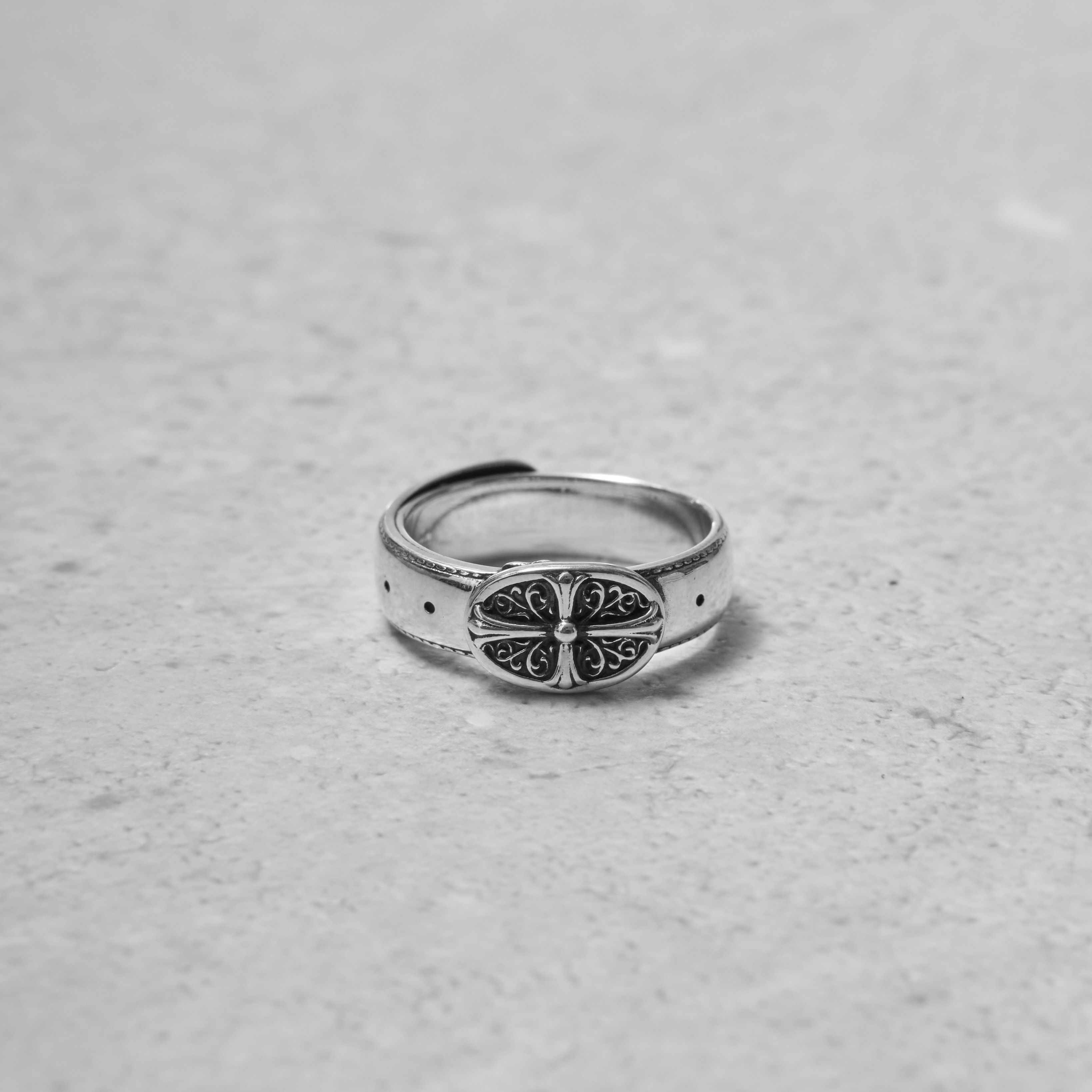Chrome Hearts CHROME HEARTS Belted Oval Ring Size ONE SIZE - 1 Thumbnail
