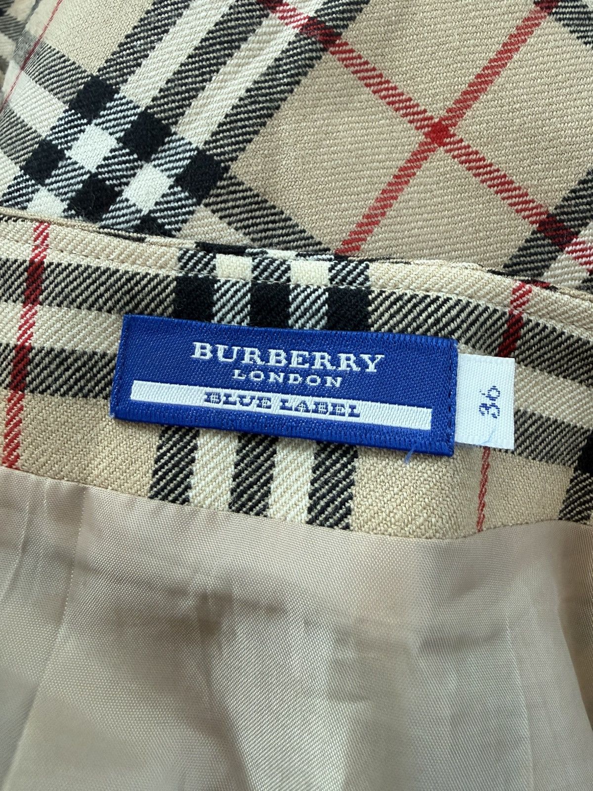 Burberry BURBERRY LONDON MINI SKIRT CHECKERED Size 25" / US 0 / IT 36 - 4 Thumbnail