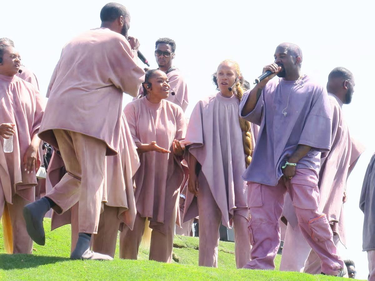 Other Outfit worn at Kanye Wests Sunday Service at Coachella Size US L / EU 52-54 / 3 - 1 Thumbnail