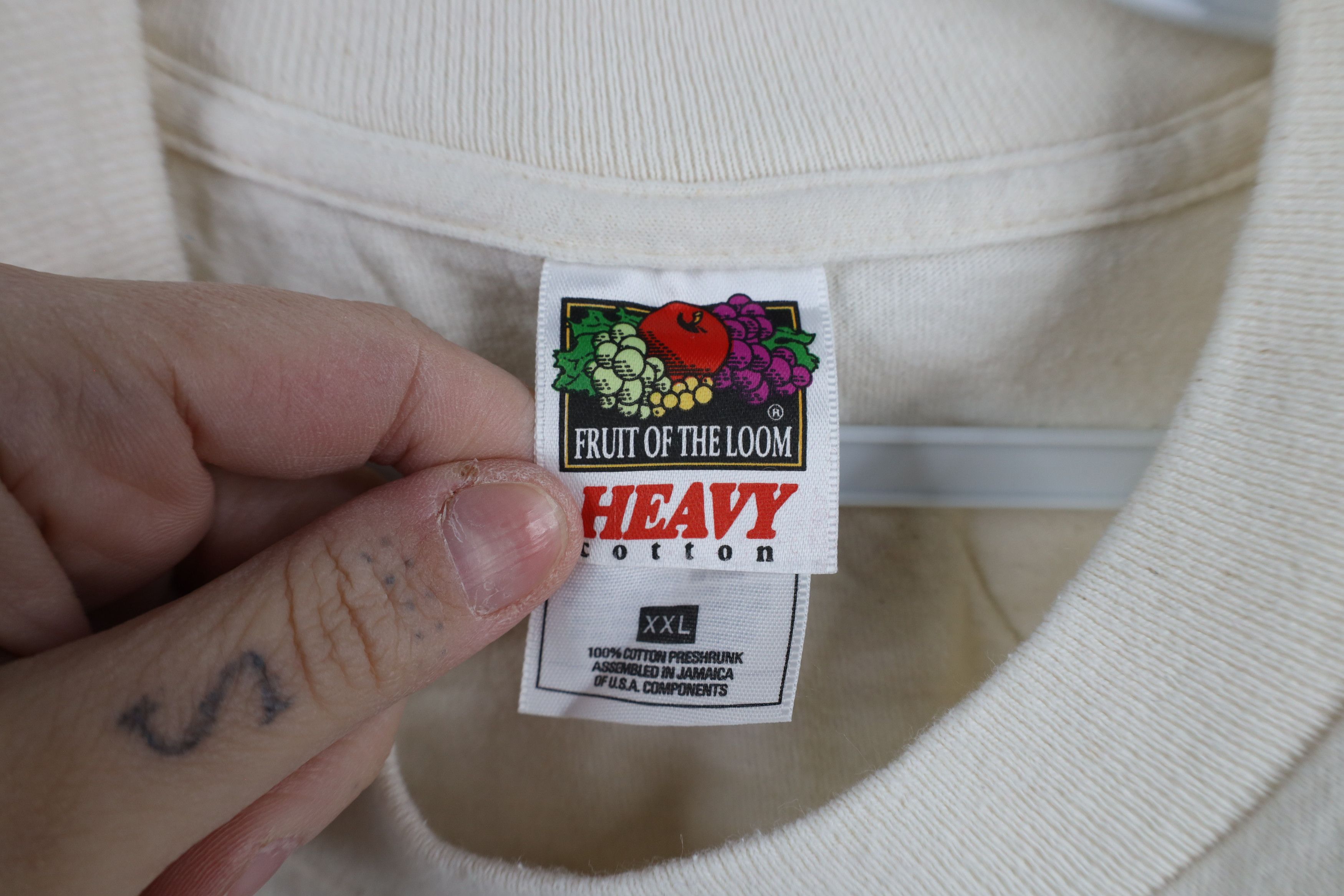 Vintage Vintage 90s Streetwear Canada Goose Duck T-Shirt Cream Size US XXL / EU 58 / 5 - 8 Thumbnail