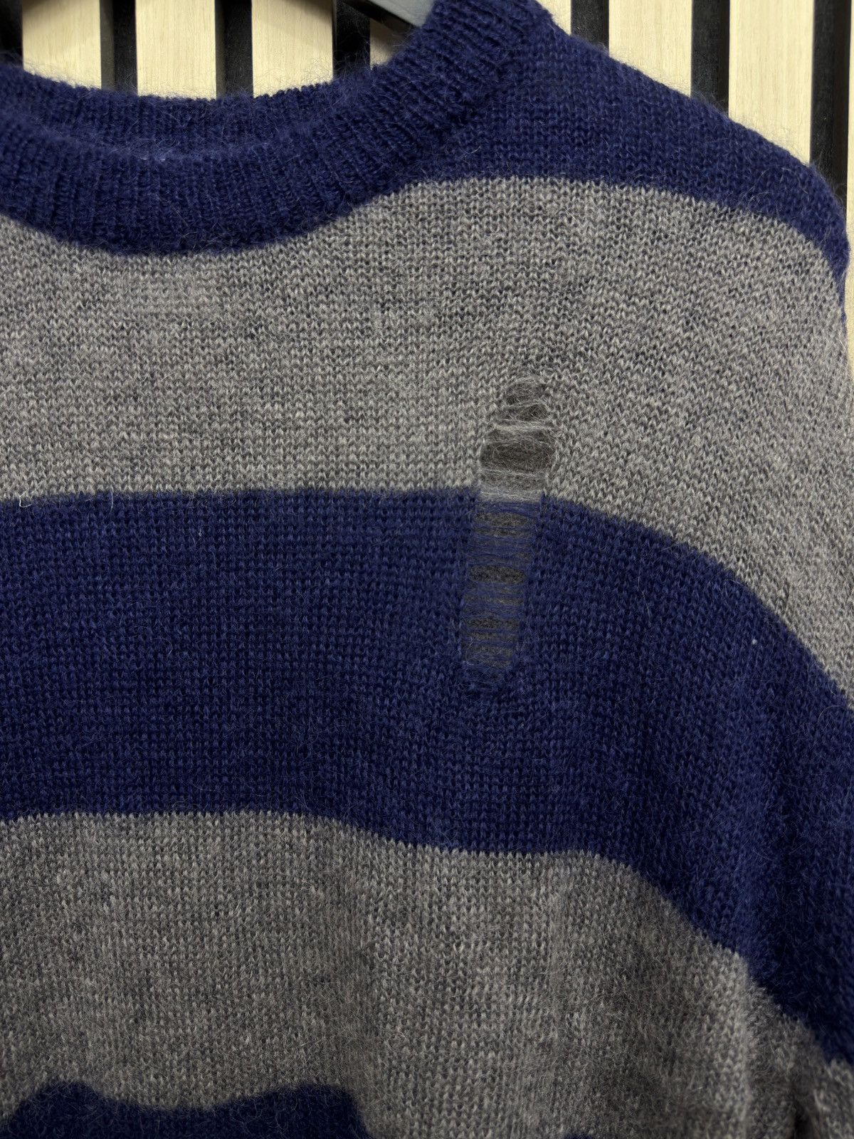 Number (N)ine Number (N)ine Mohair Striped Damaged Knit Size US L / EU 52-54 / 3 - 2 Thumbnail