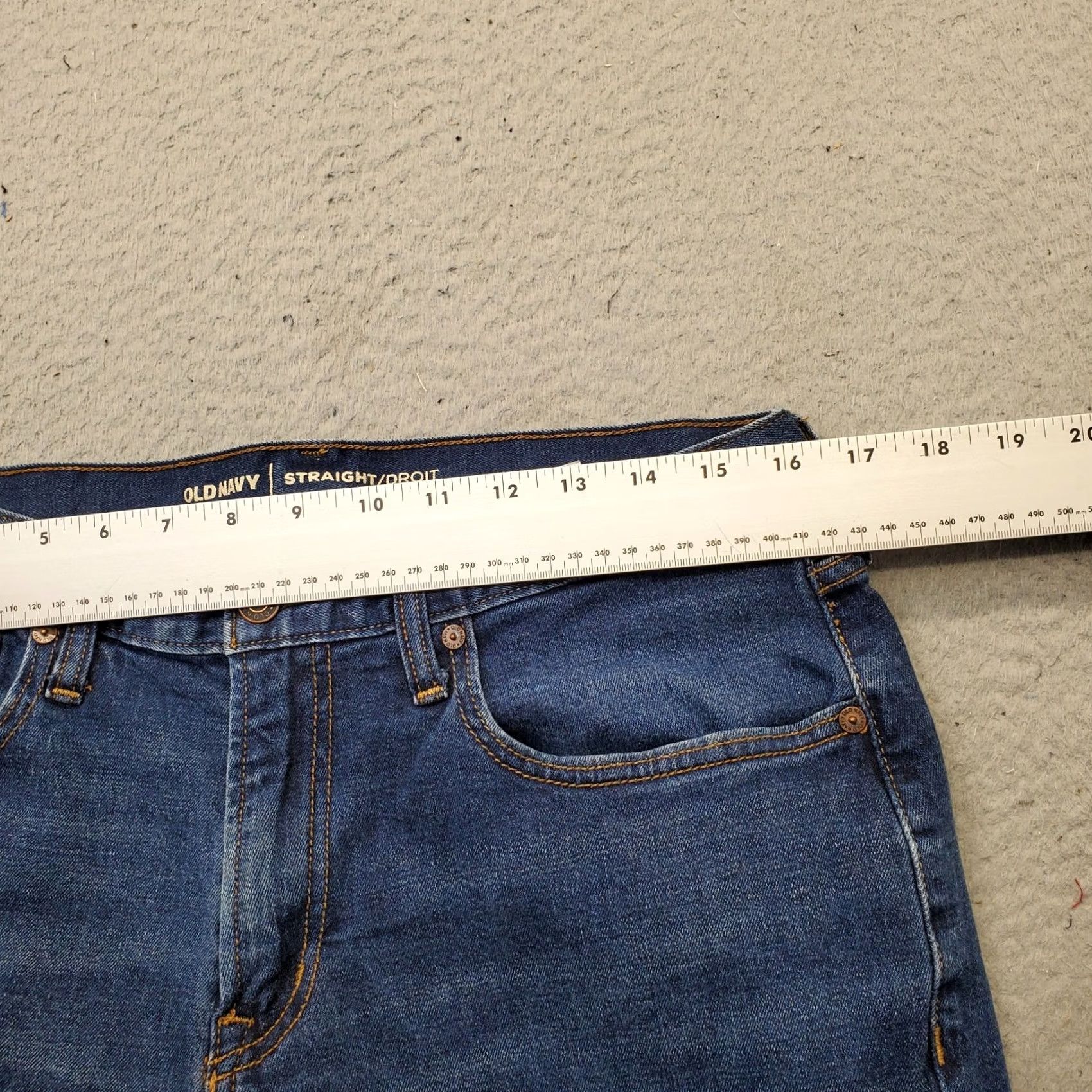 Old Navy Old Navy Jeans Mens 33x32 Blue Denim Faded Stretch Medium Wash Boho Straight Leg Jeans Mens 33 Blue Denim Stretch Medium Wash Straight Leg Size US 33 - 6 Thumbnail