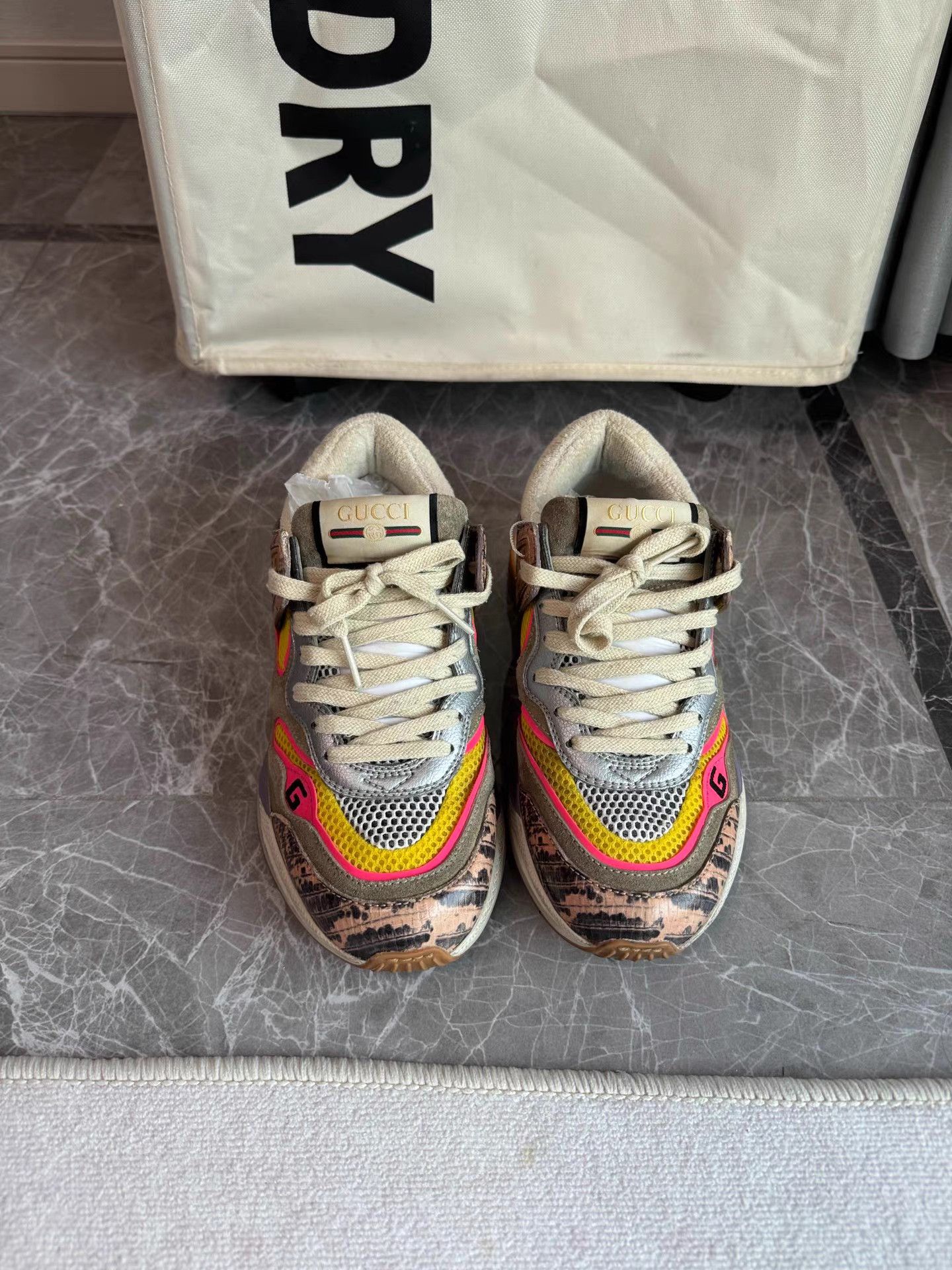 Gucci Gucci Ultrapace Sneakers K6 Size US 5.5 / IT 35.5 - 2 Thumbnail