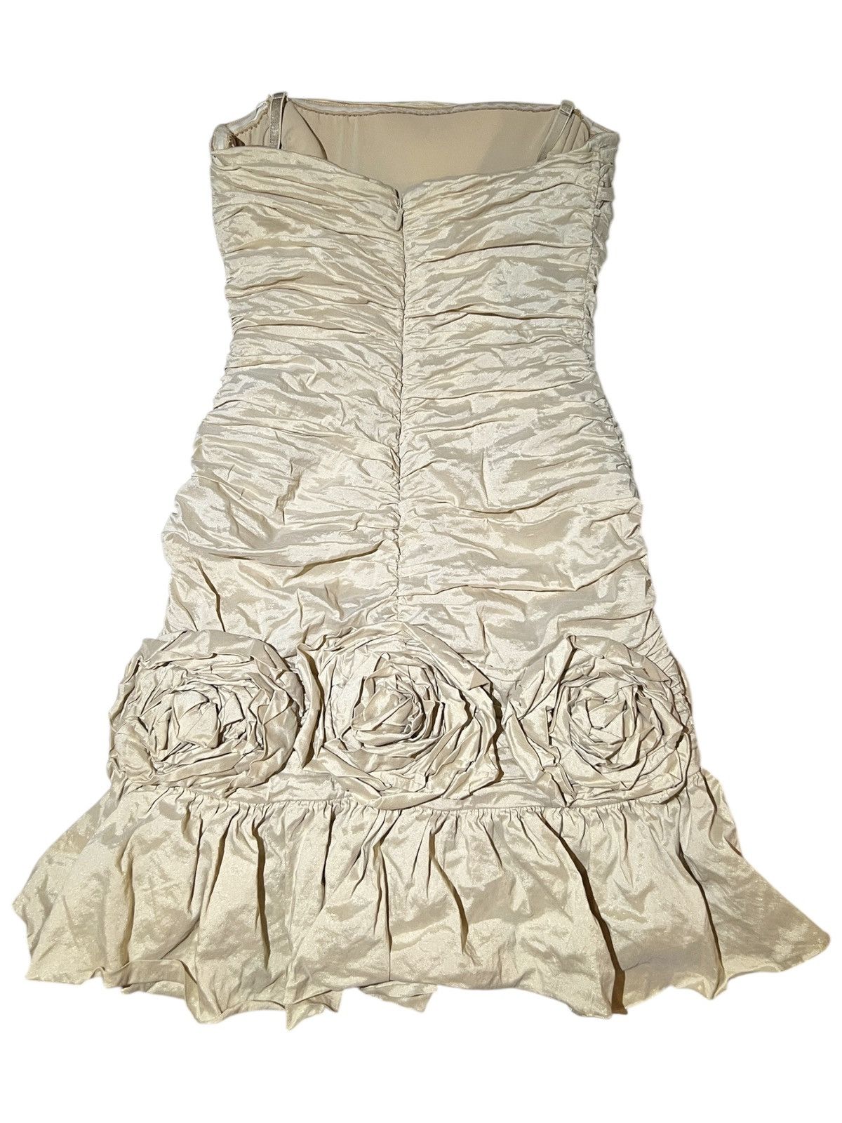 Bcbgmaxazria × Vintage Vintage ruched rosette party dress homecoming prom Size XXS / US 00 / IT 34 - 4 Thumbnail