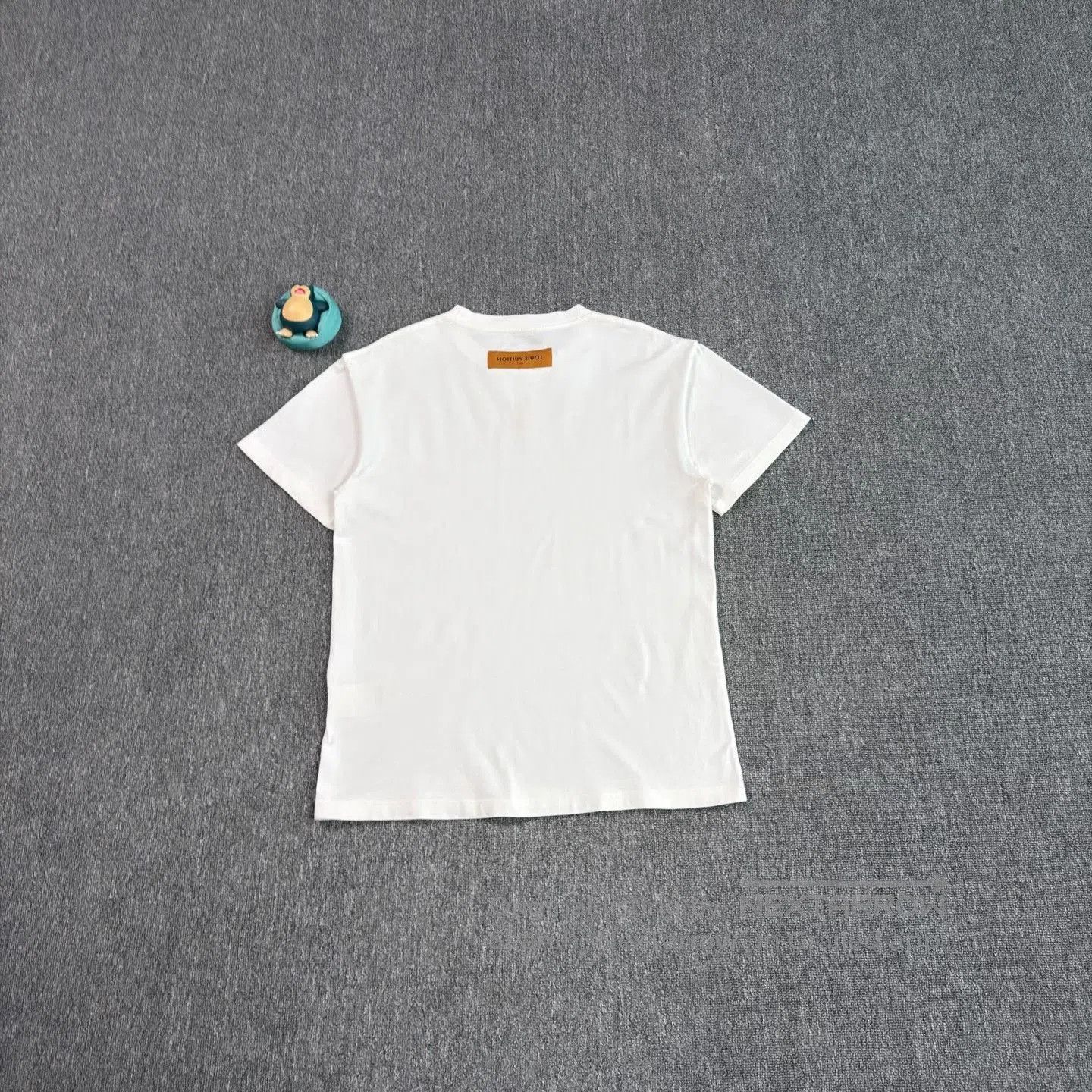 Louis Vuitton LV 25 Embossed Chest Logo White T-Shirt. Size US S / EU 44-46 / 1 - 2 Thumbnail