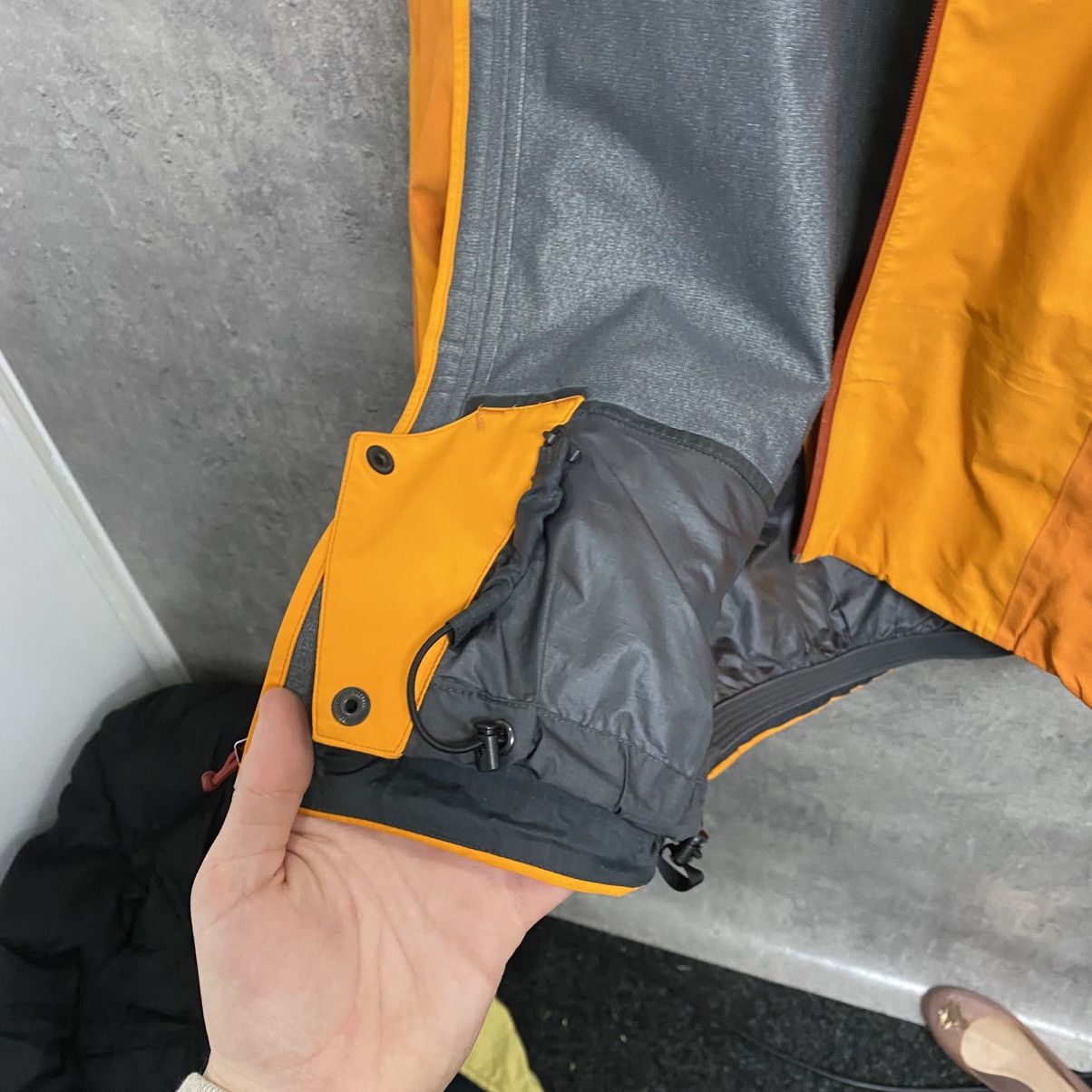 Arc'teryx Men's Arcteryx Beta Gore-Tex Jacket Recco Gorpcore Size US L / EU 52-54 / 3 - 18 Thumbnail