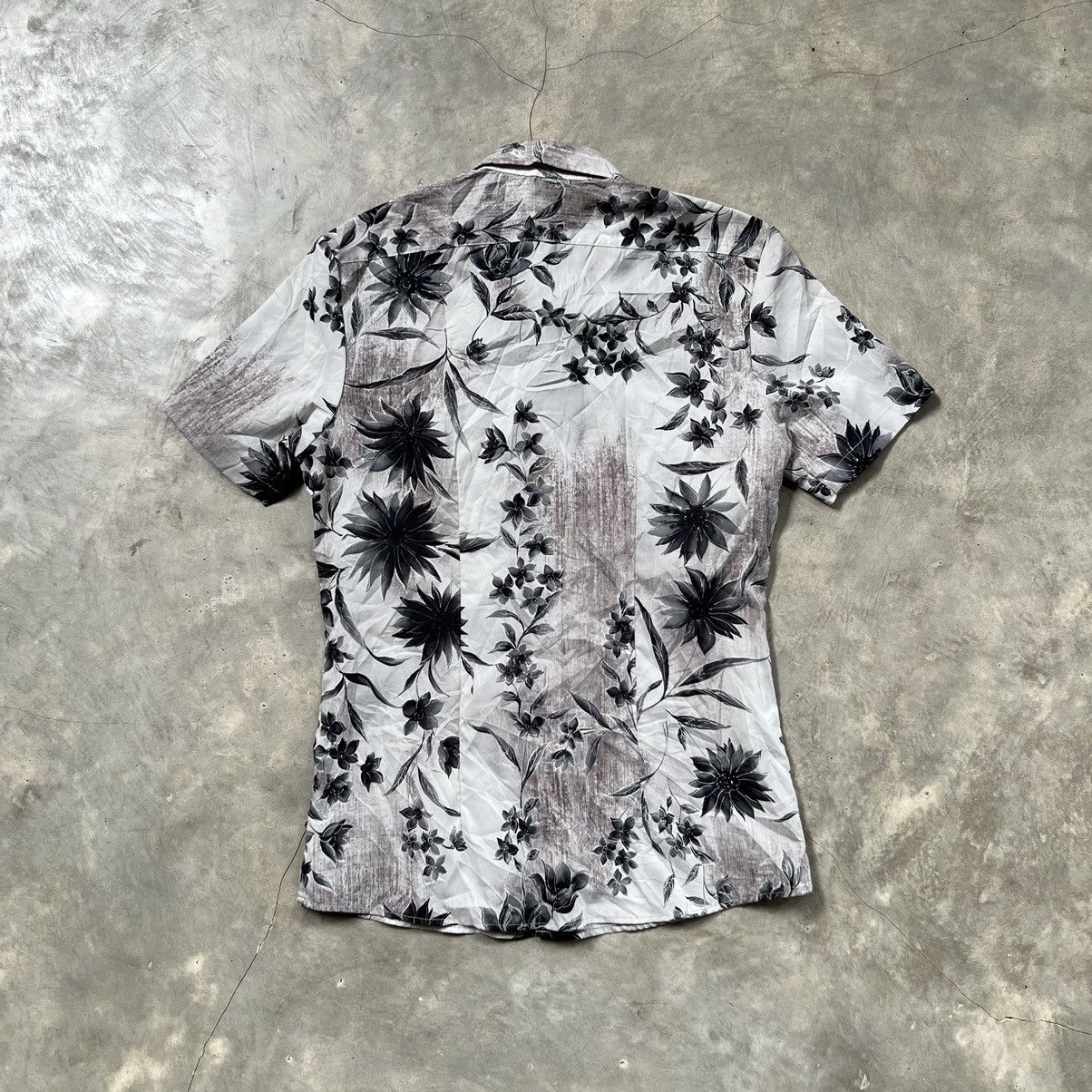 Tornado Mart 2000’s Tornado Mart Floral Button up Shirt Size US M / EU 48-50 / 2 - 2 Thumbnail