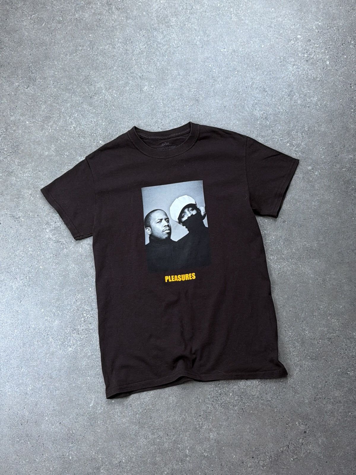 Outkast × Pleasures Pleasures Outkast Tee Size US S / EU 44-46 / 1 - 1 Thumbnail