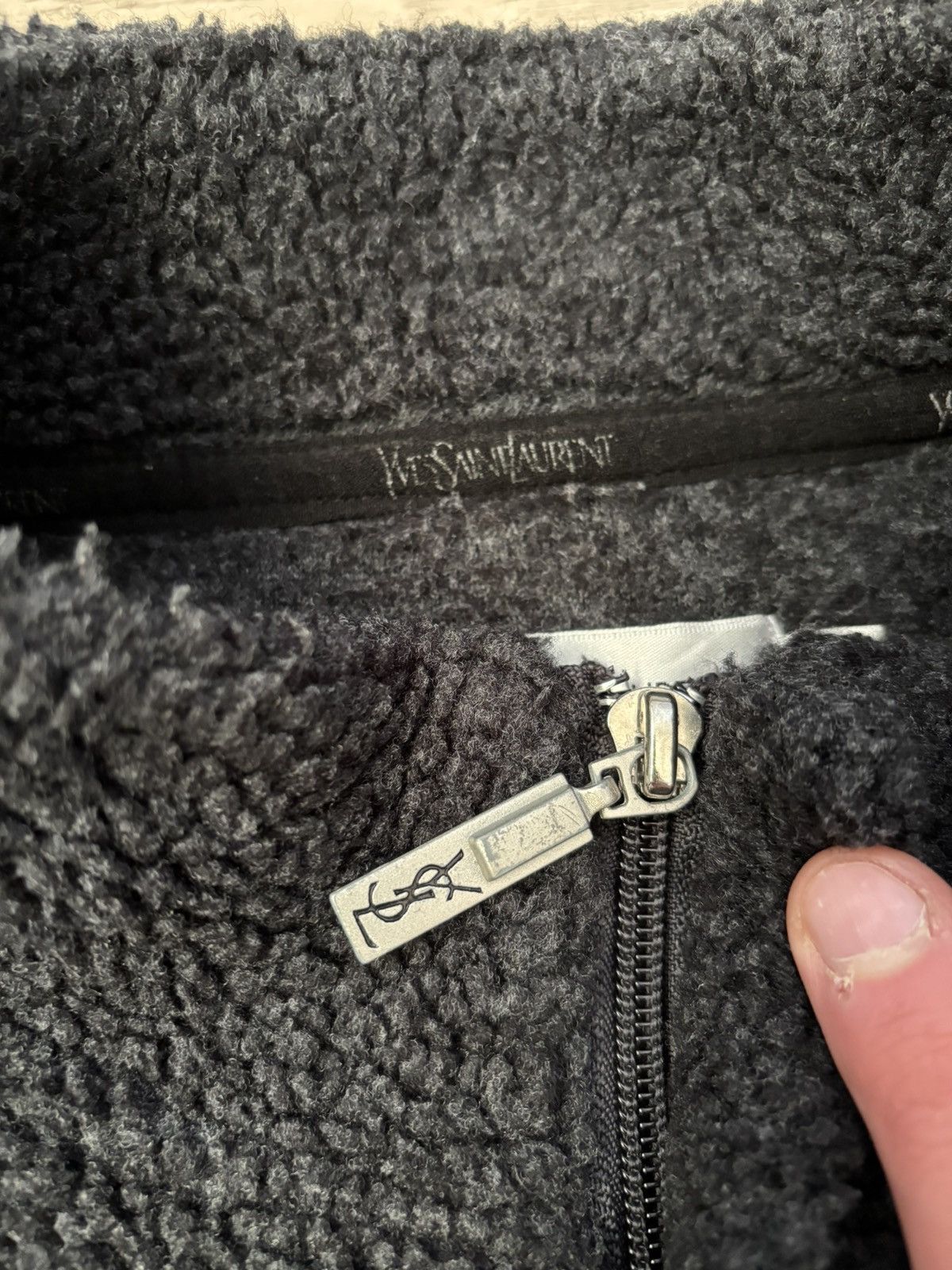 Yves Saint Laurent Black YSL Yves Saint Laurent quarter zip fleece pullover M Size US M / EU 48-50 / 2 - 3 Thumbnail