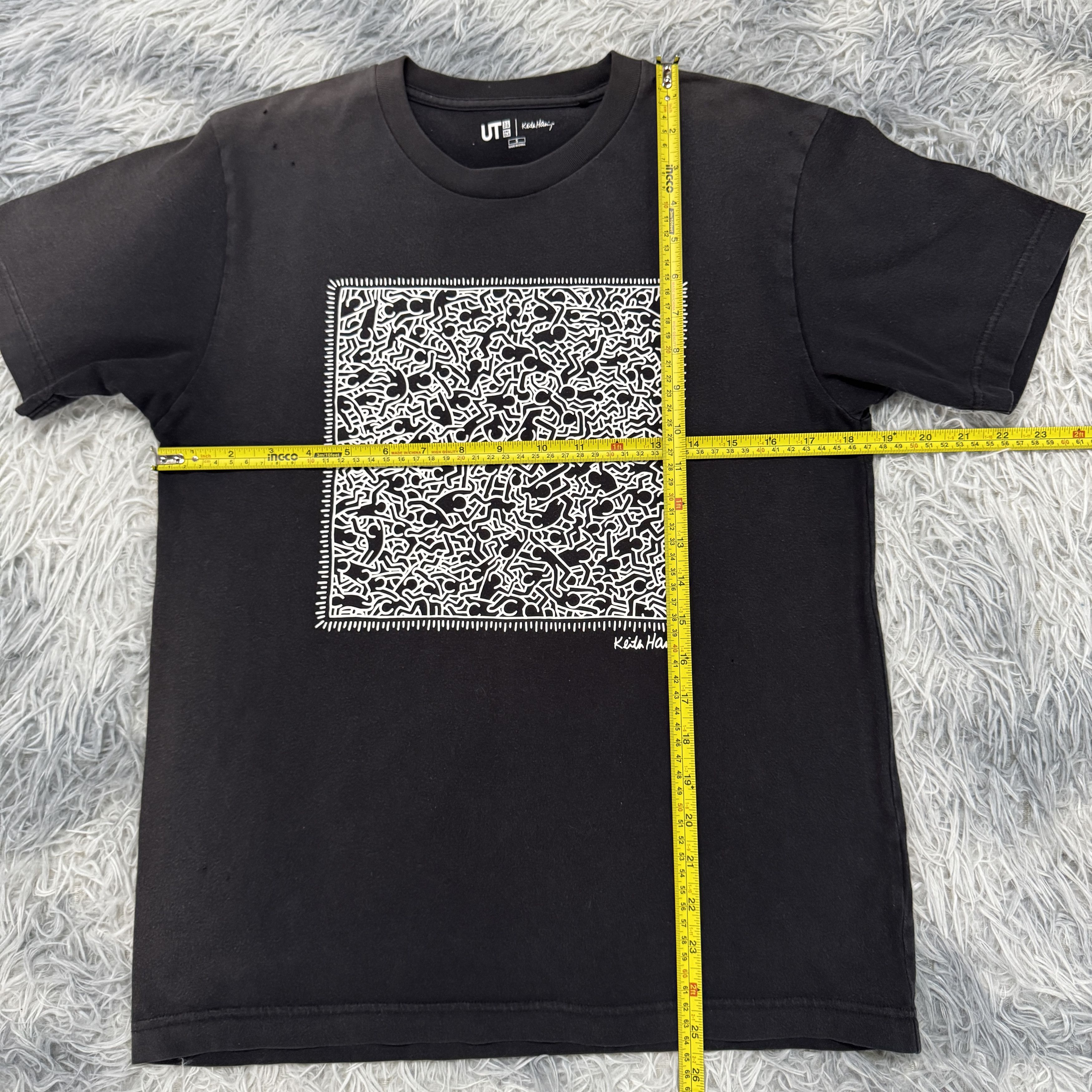 Keith Haring Uniqlo x Keith Haring Tee Abstract Designer Sunfaded T-Shirt Size US S / EU 44-46 / 1 - 8 Thumbnail