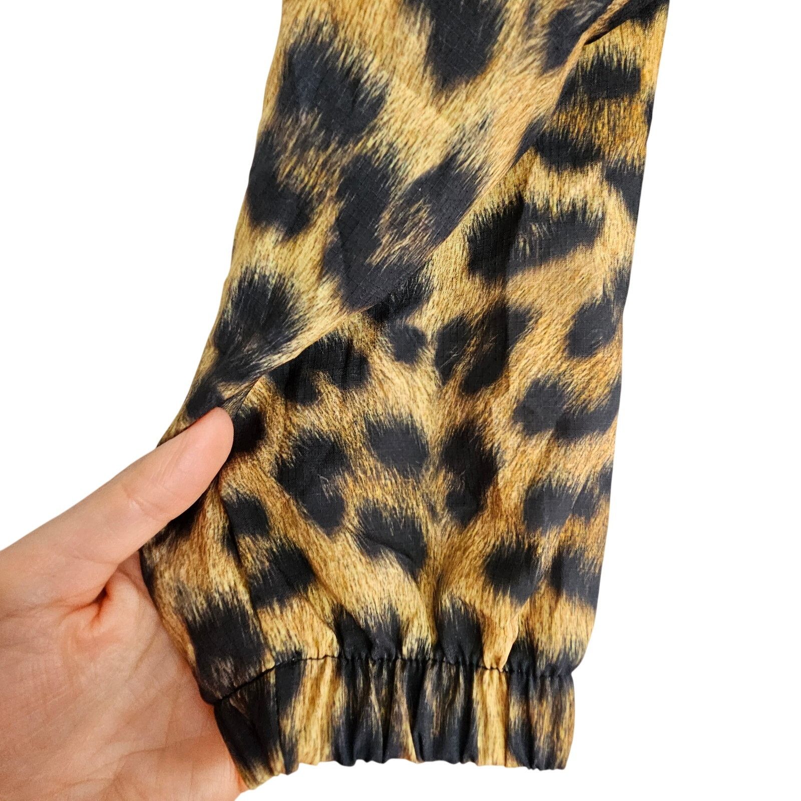 Terez Terez Womens Leopard Print 1/4 Zip Pullover Windbreaker S Size S / US 4 / IT 40 - 6 Thumbnail