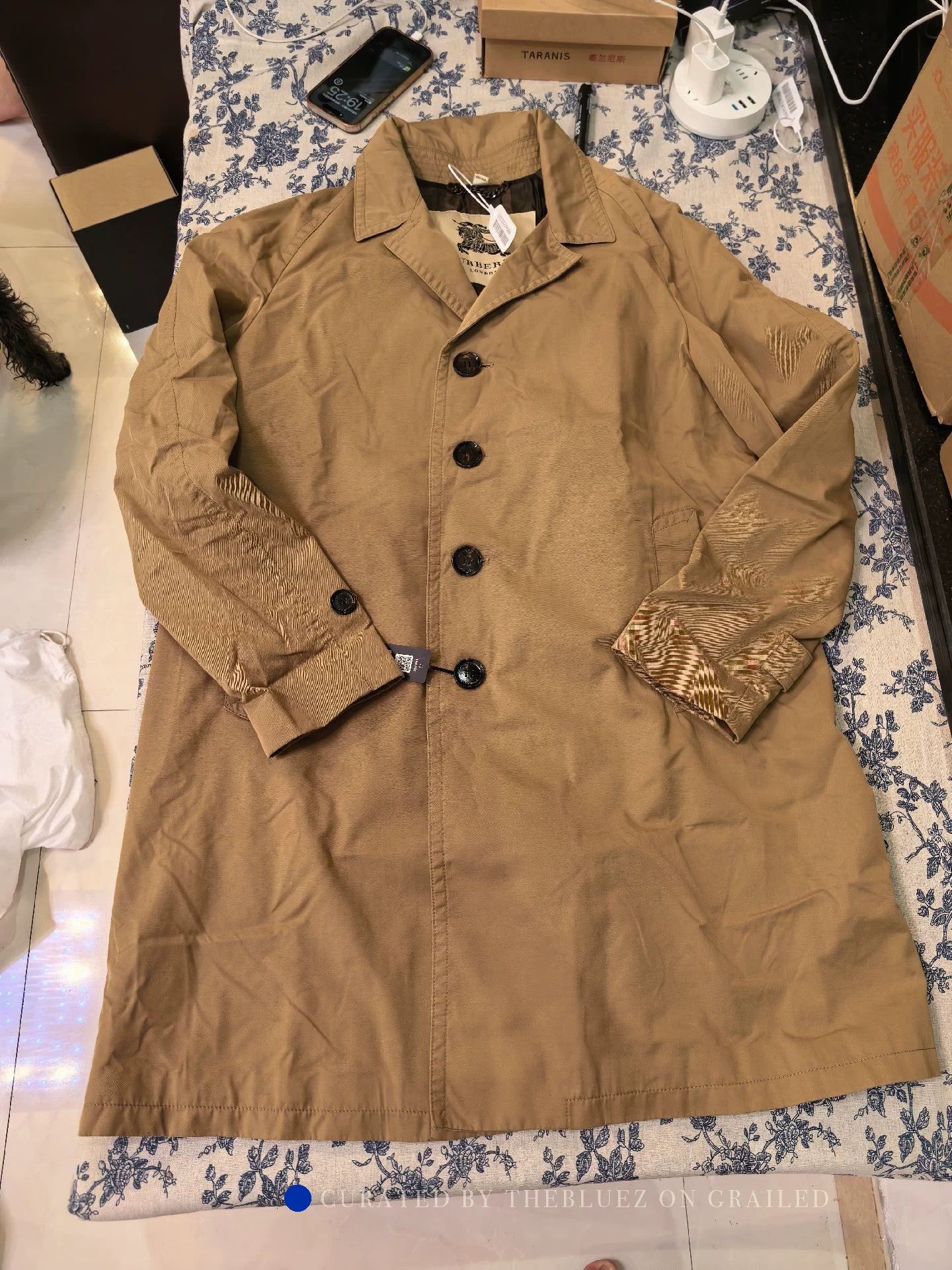 Burberry Classic Brown Trench Coat Size US M / EU 48-50 / 2 - 1 Thumbnail