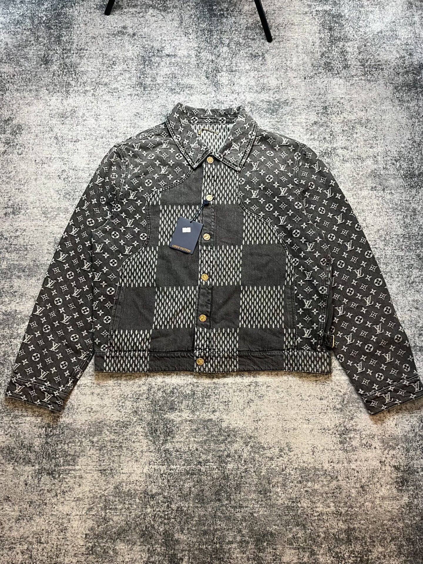 Louis Vuitton louis vuitton black denim jacket Size US XXL / EU 58 / 5 - 1 Thumbnail