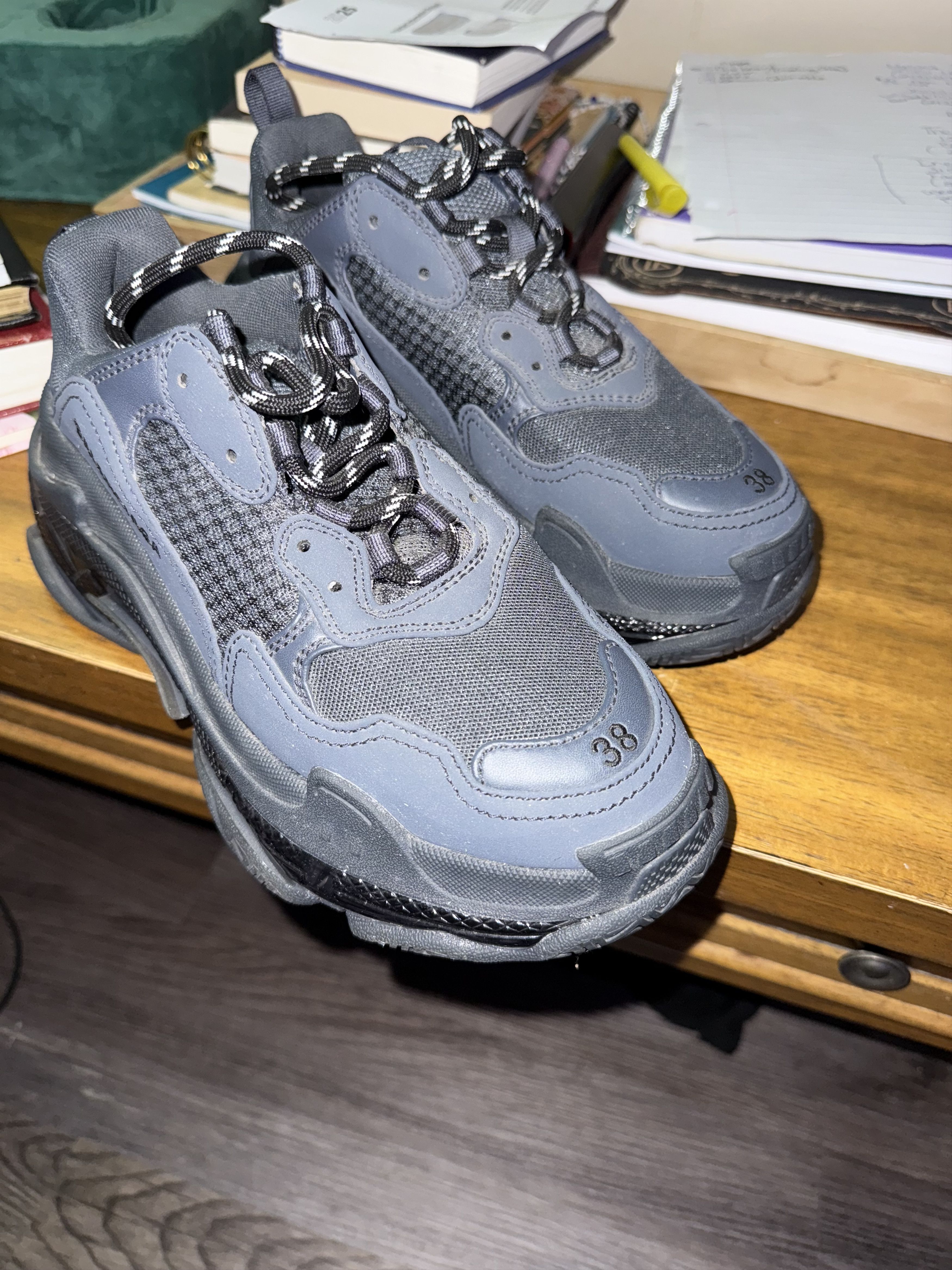 Balenciaga Women Balenciaga sneakers Size US 8 / IT 38 - 2 Thumbnail