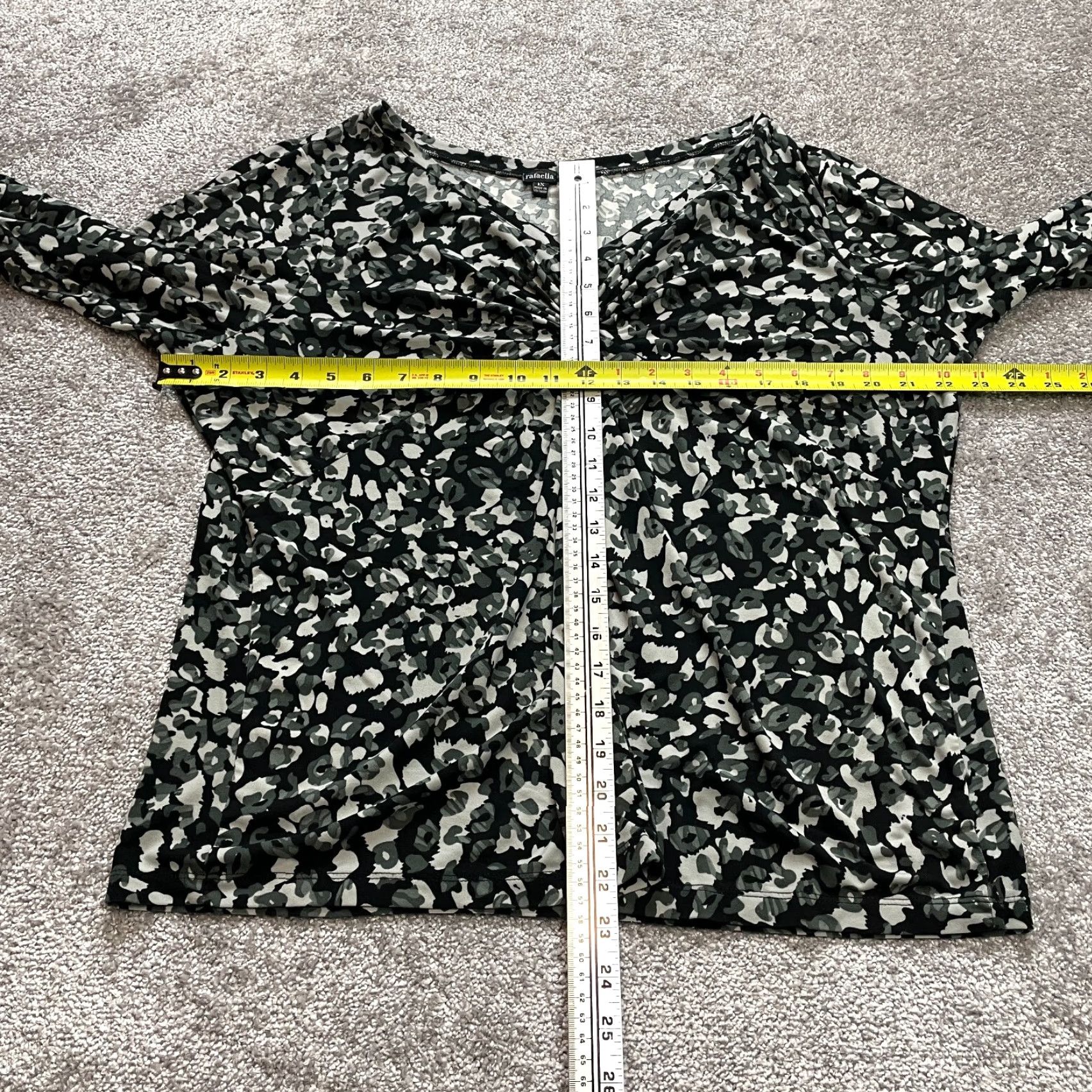 Vintage Rafaella Blouse Shirt Womens 1X Black Long Sleeve V Neck Bunched Chest Stretch Polka Dot Lace Screened for Business Casual Workwear Size XL / US 12-14 / IT 48-50 - 6 Thumbnail