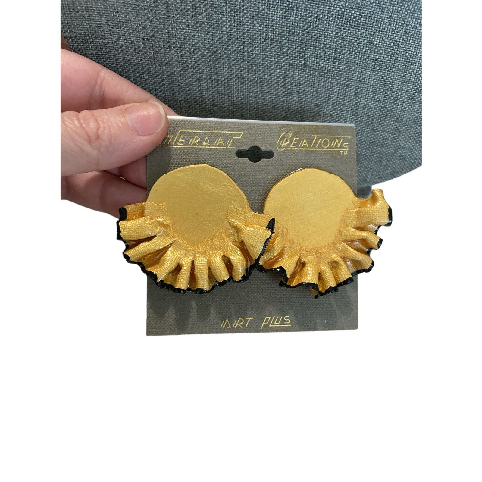 Vintage Vintage ruffled large yellow earrings Size ONE SIZE - 1 Thumbnail