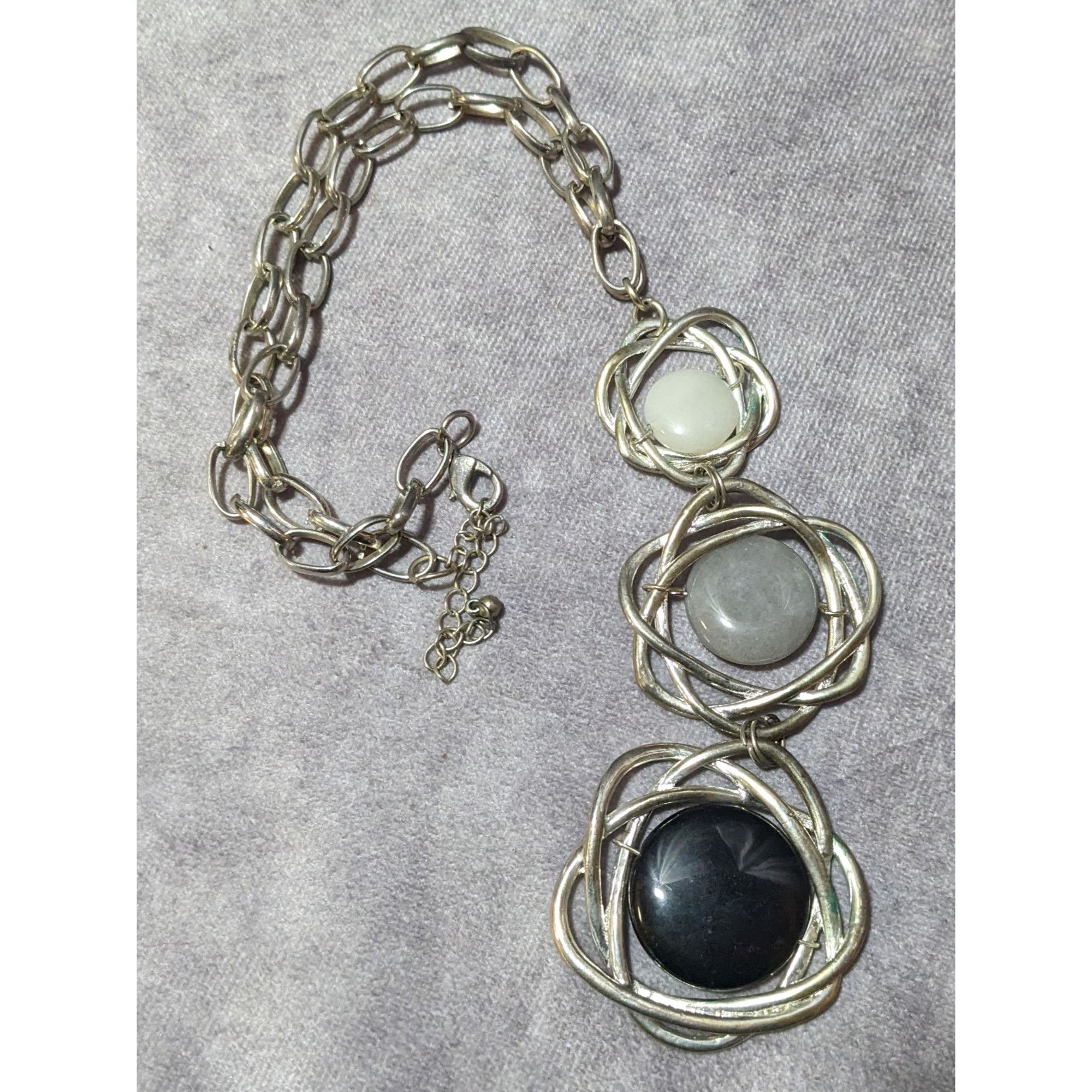 Other Graduating Grey Scale Gemstone Knot Pendant Necklace Size ONE SIZE - 5 Thumbnail
