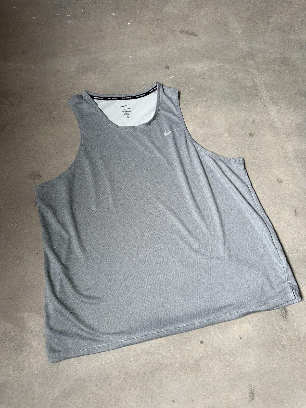 Nike NIKE RUNNING TANK TOP Size US XXL / EU 58 / 5 - 2 Thumbnail