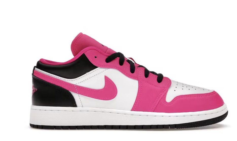 Jordan Brand Jordan 1 Low Fierce Pink (GS) Sneaker 6Y Leather Retro Size US 6 / IT 36 - 6 Thumbnail