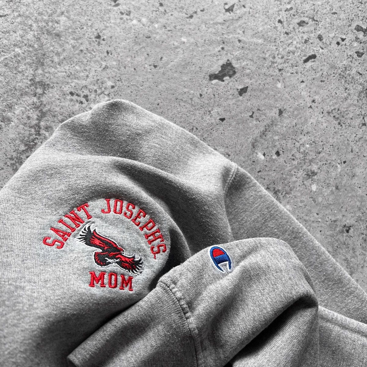 Champion × Vintage Champion Mens Vintage 00s Gray Long Sleeve Sweatshirt Size US M / EU 48-50 / 2 - 5 Thumbnail